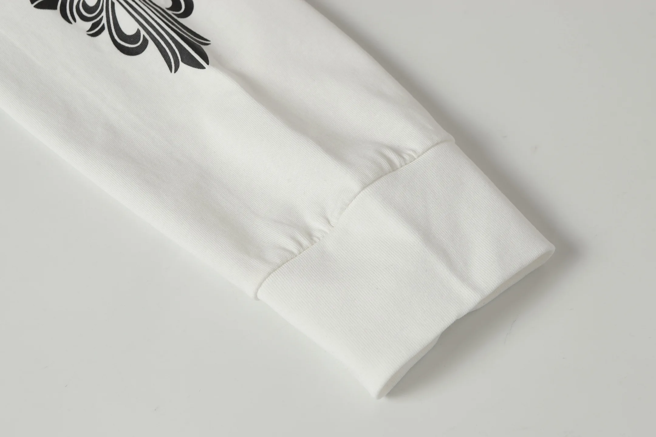 Logo-Print Cotton-Jersey Long-Sleeve T-Shirt D10013887 — view 11