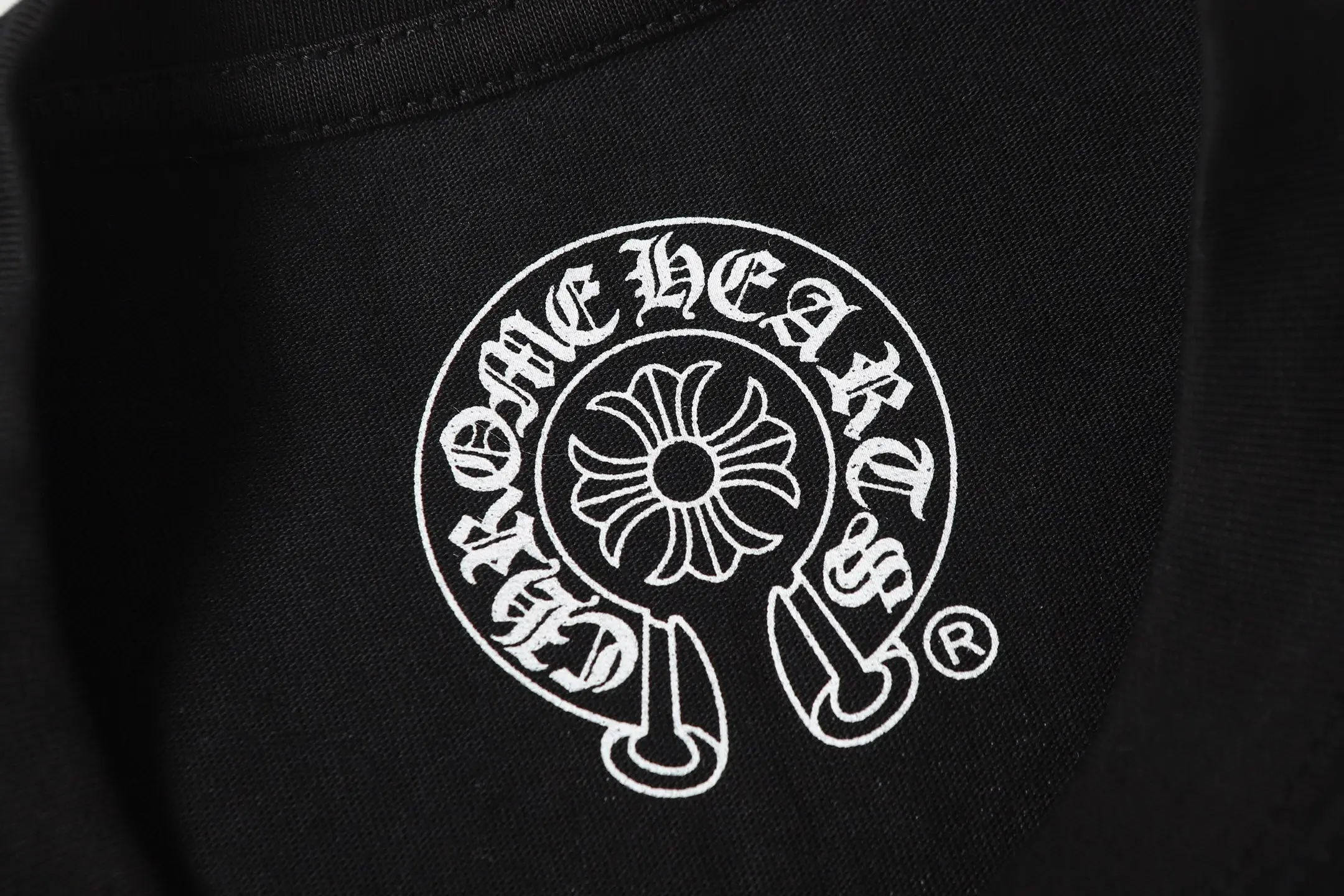 Logo-Print Cotton-Jersey Long-Sleeved T-Shirt D10013888 — view 5