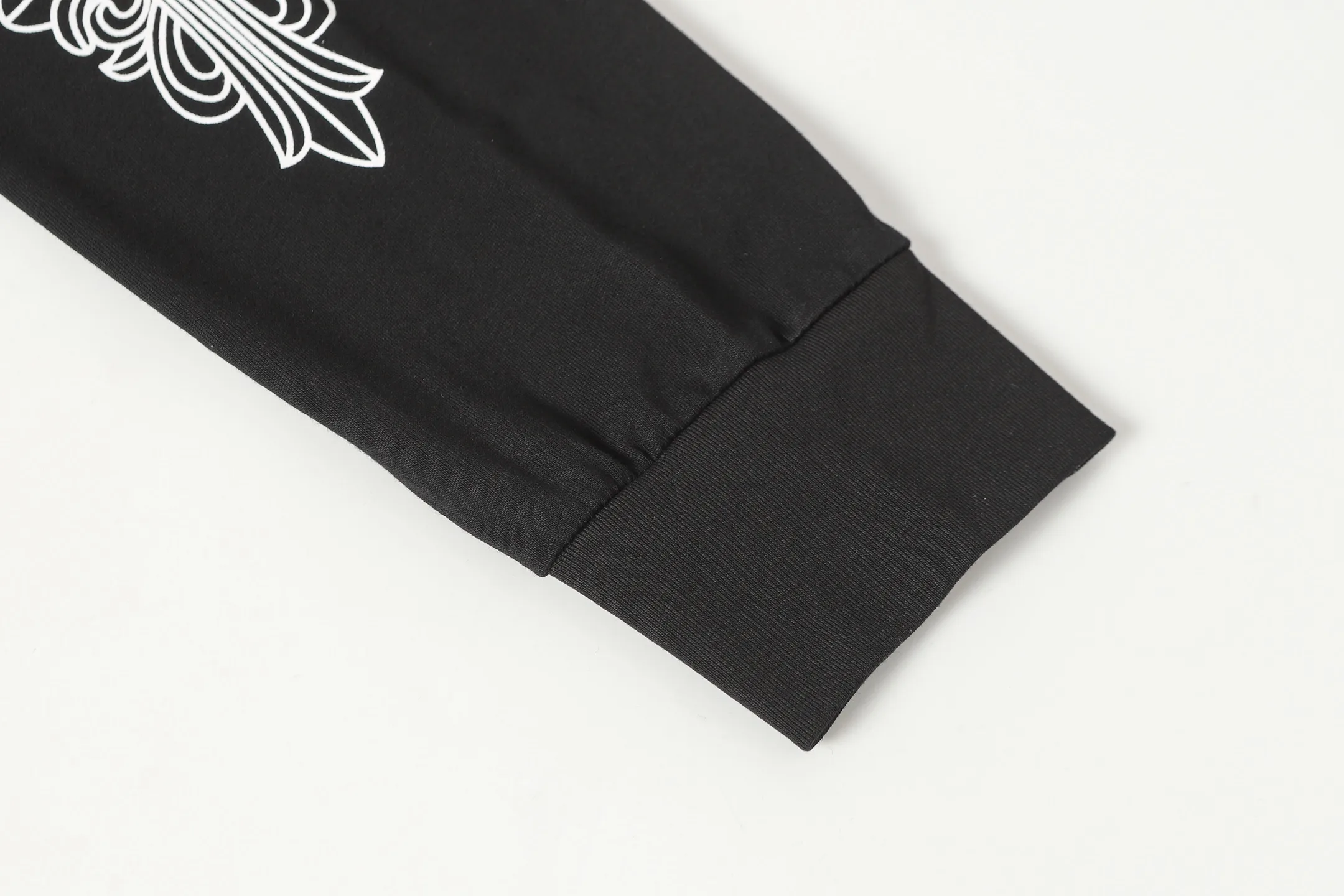 Logo-Print Cotton-Jersey Long-Sleeved T-Shirt D10013888 — view 11