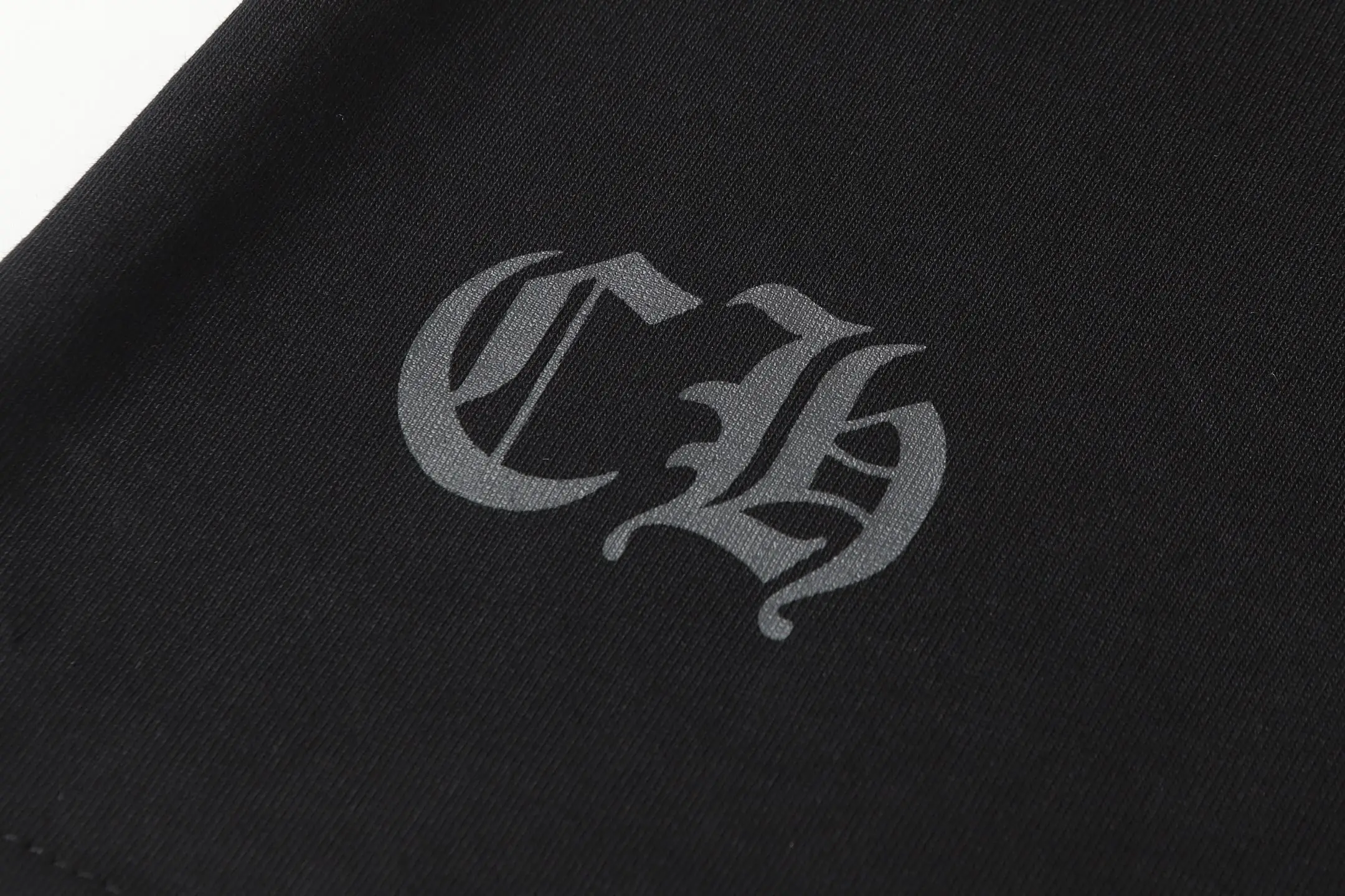 Logo-Print Cotton-Jersey Long-Sleeve T-Shirt D10013874 — view 8