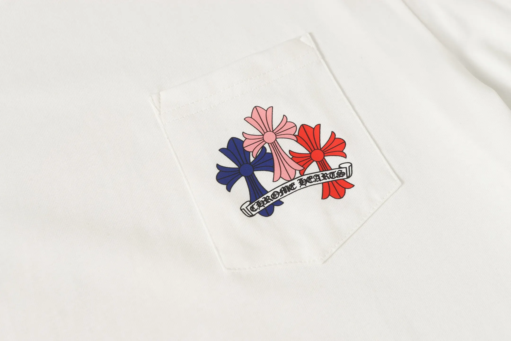 Chrome Hearts Cross Logo Pocket T-Shirt D10014012 — view 6