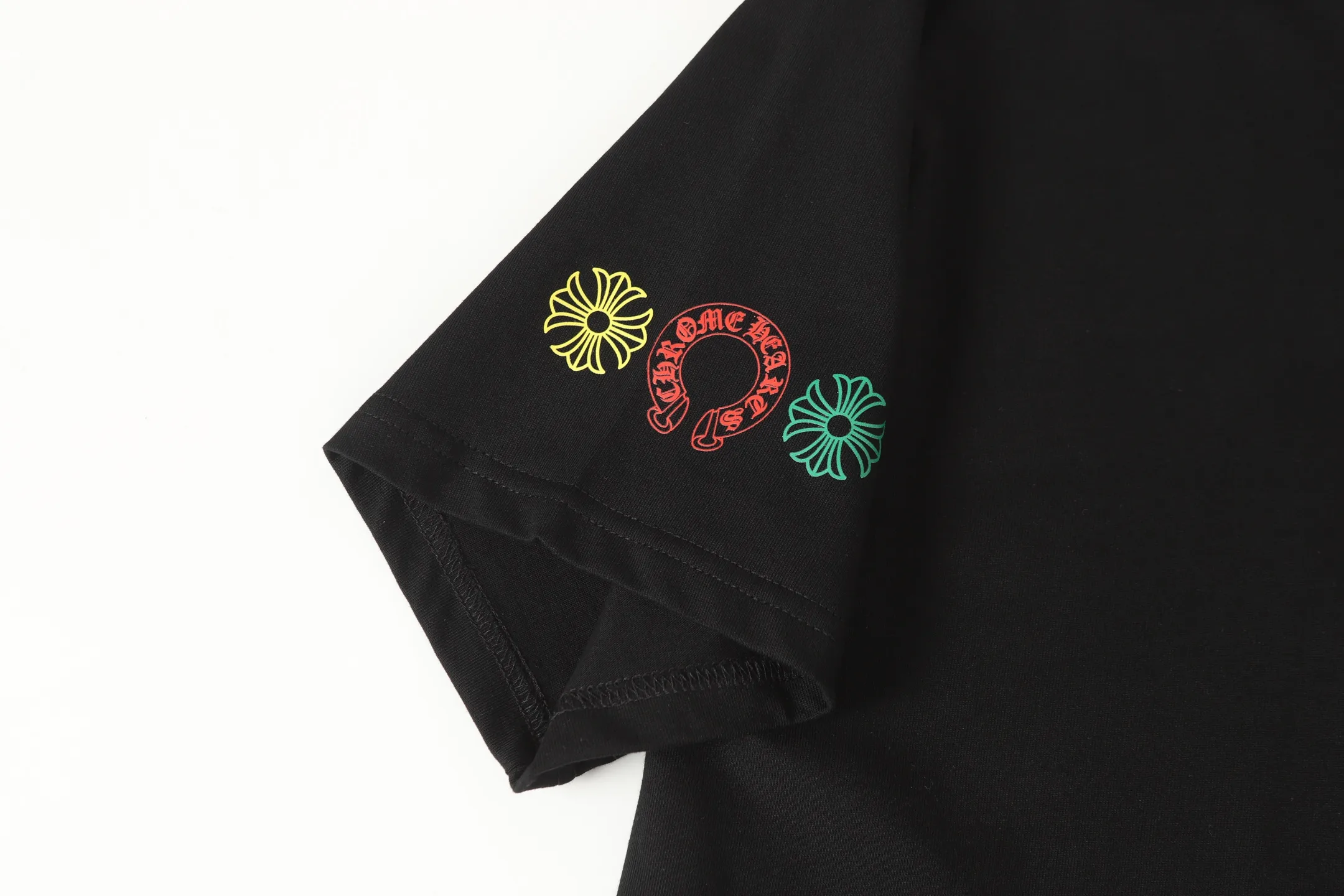 Multi-Color Cross Pocket T-Shirt D10014011 — view 6