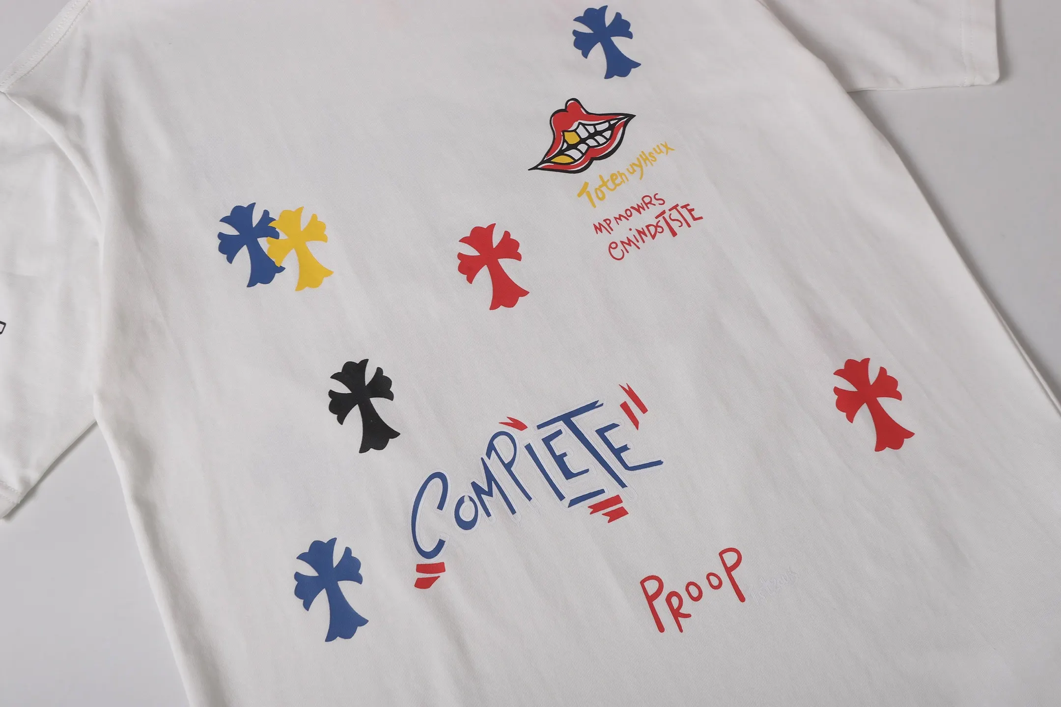 Graffiti Print Cotton T-Shirt D10514021 — view 7