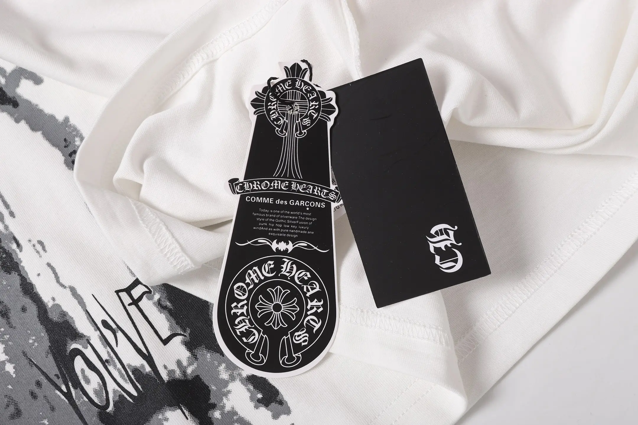 Chrome Hearts Cross Graphic Embroidered T-Shirt D11014099 — view 13