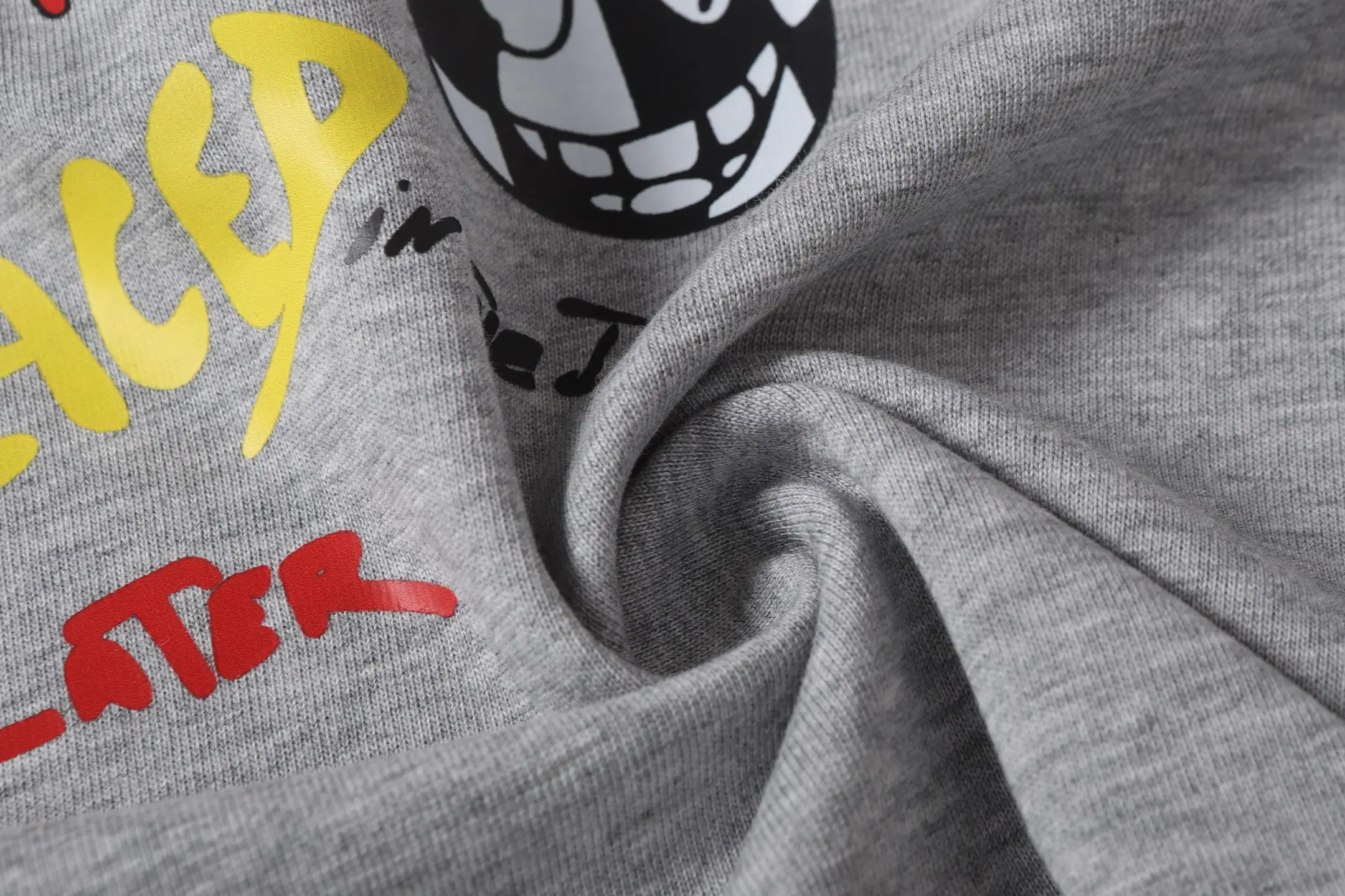 Graffiti Print Pocket T-Shirt D9514019 — view 8