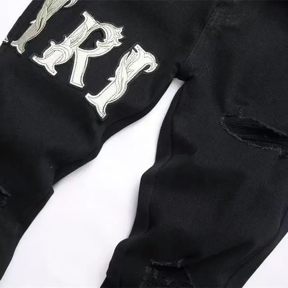 Logo Appliqué Distressed Slim-Fit Jeans D14523130 — view 4