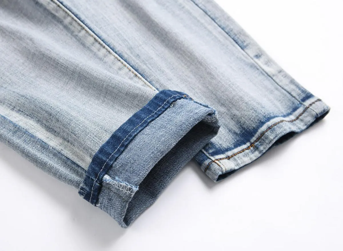 Distressed Slim-Fit Appliqué Jeans D14523124 — view 10