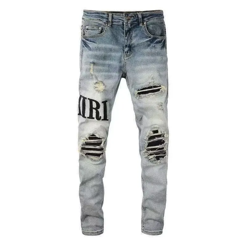 Distressed Logo-Appliqué Slim-Fit Jeans D14523121 — view 2