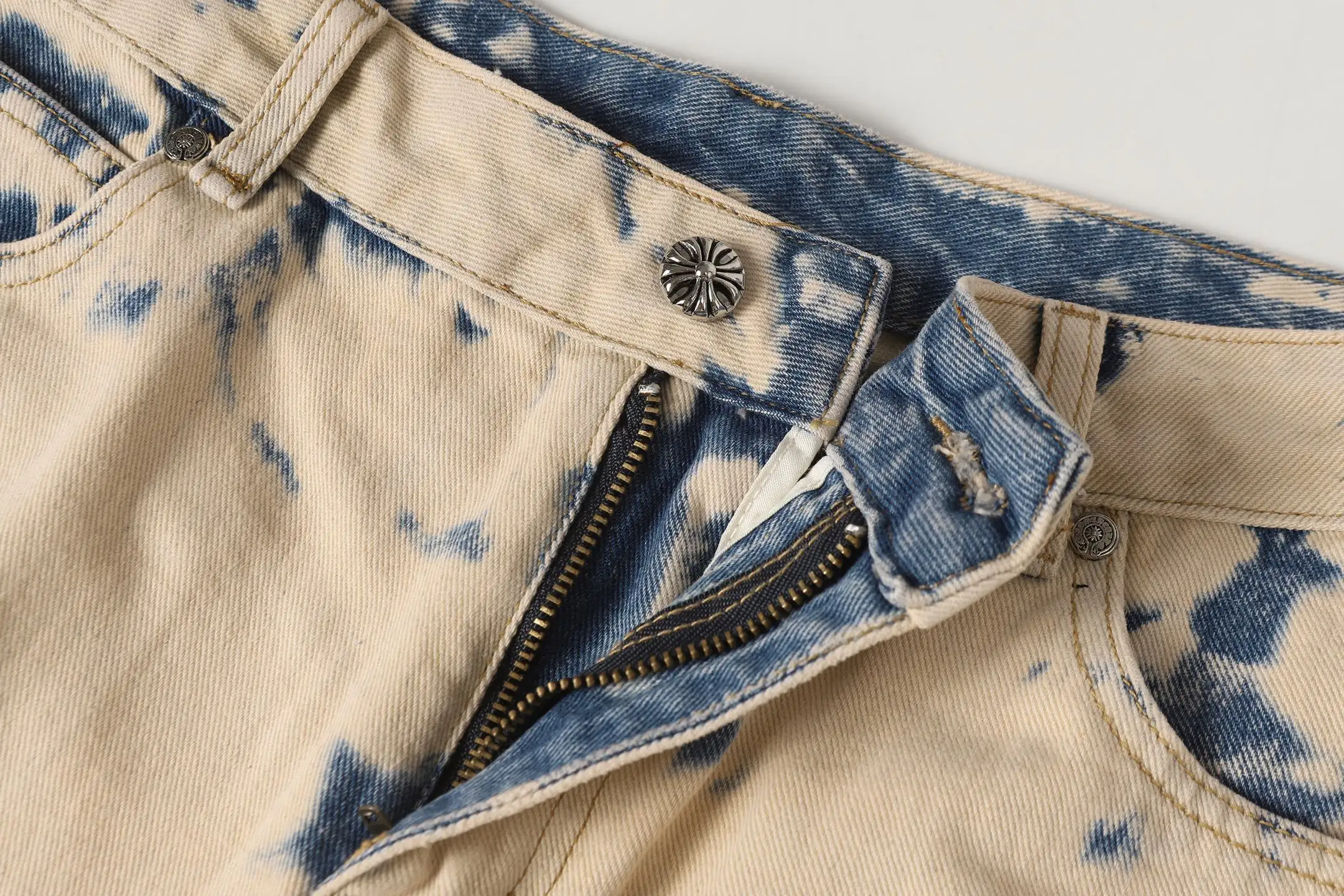 Cross Patch Acid-Wash Straight-Leg Jeans D17513990 — view 7