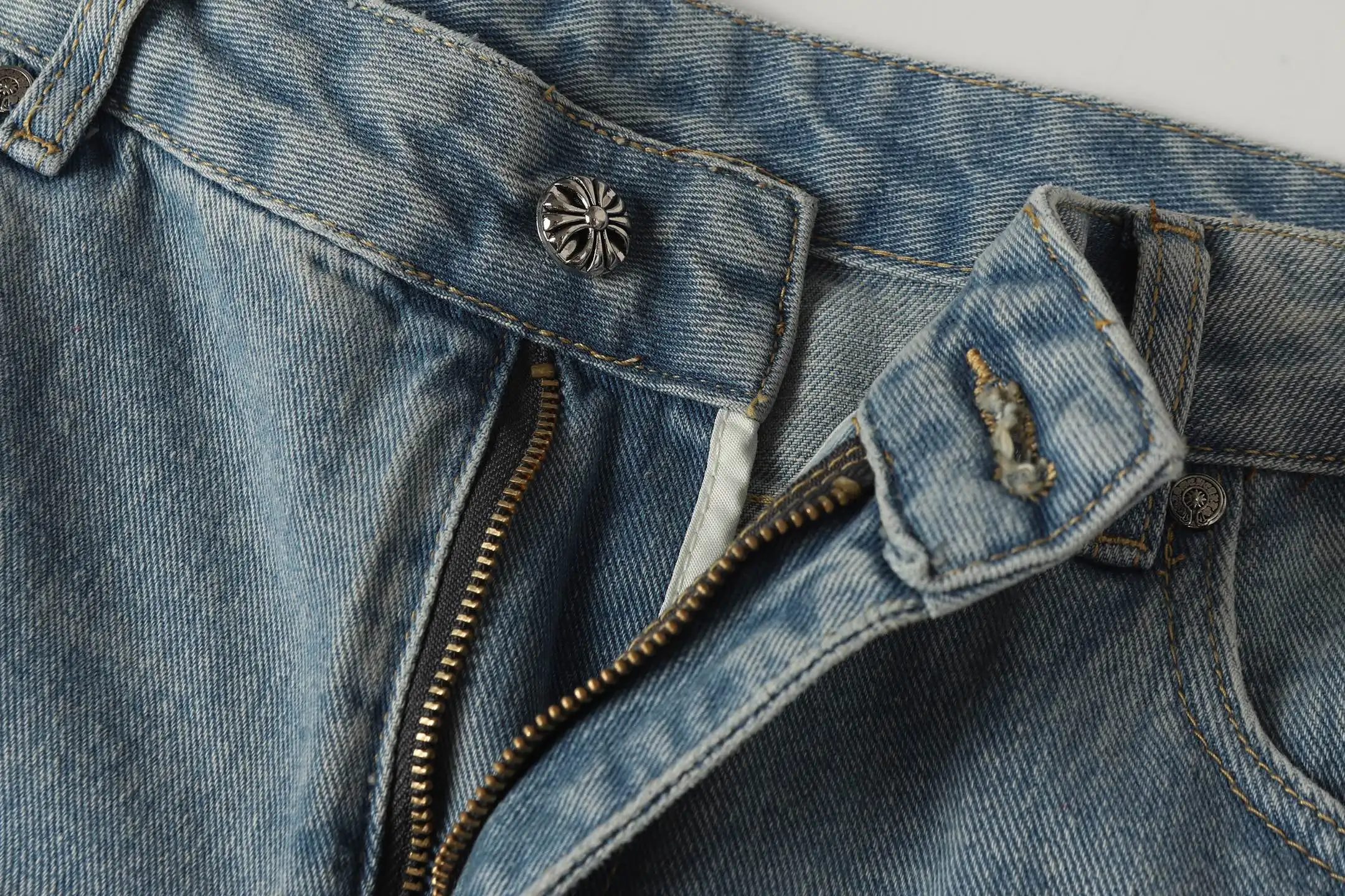 Cross Patch Flared Jeans D17013989 — view 4