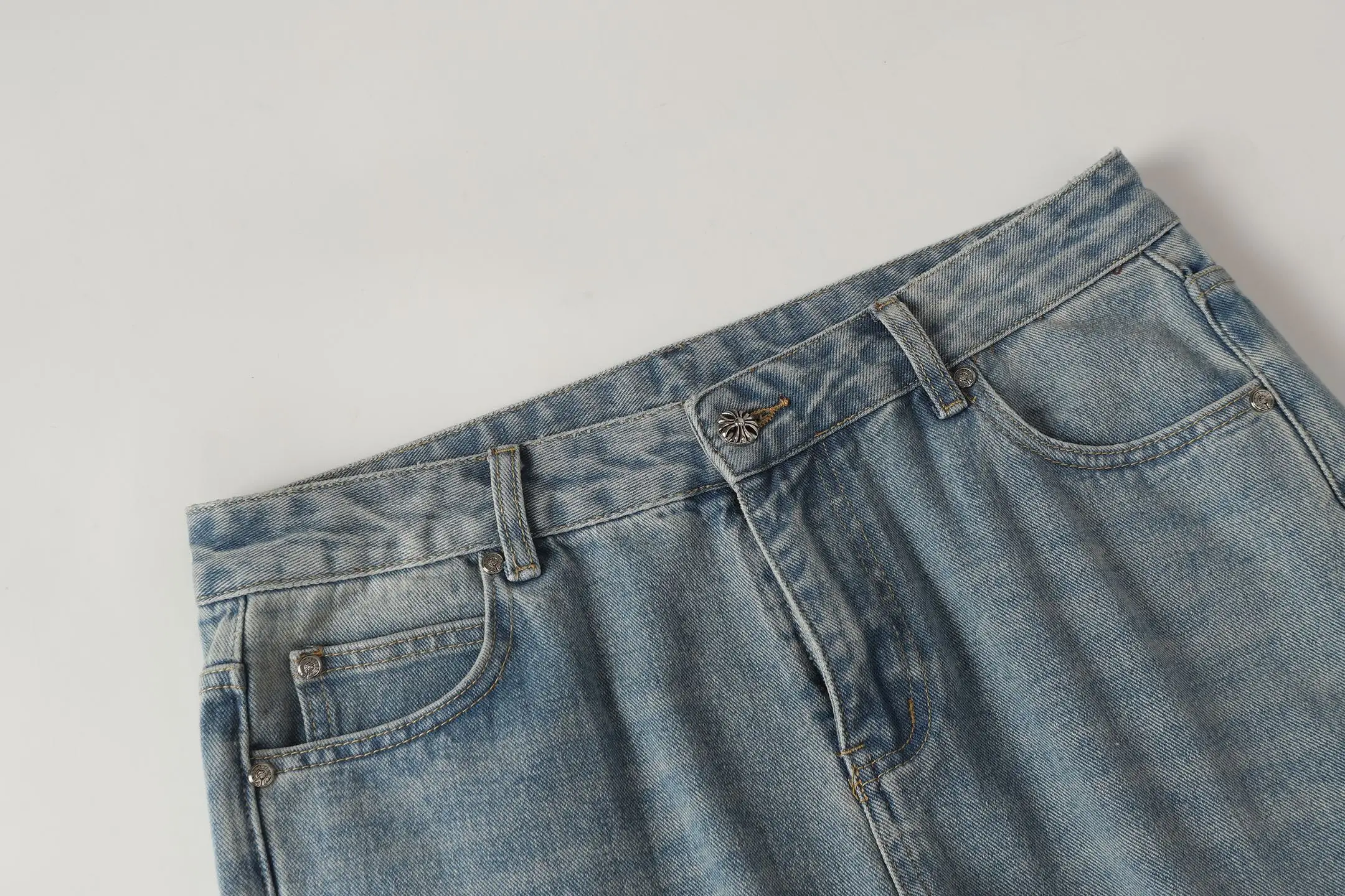 Cross Patch Flared Jeans D17013989 — view 7