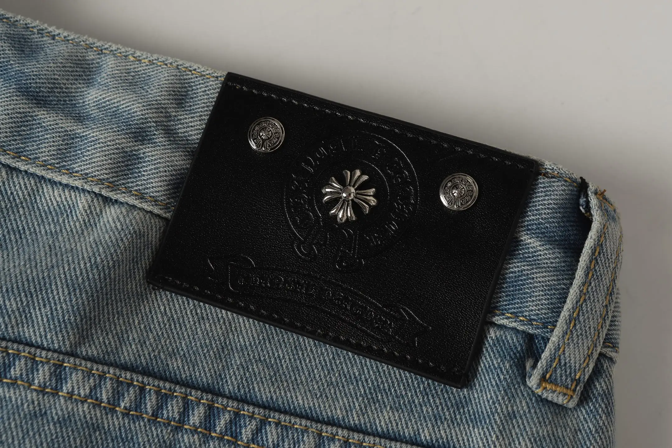 Cross Patch Flared Jeans D17013989 — view 14