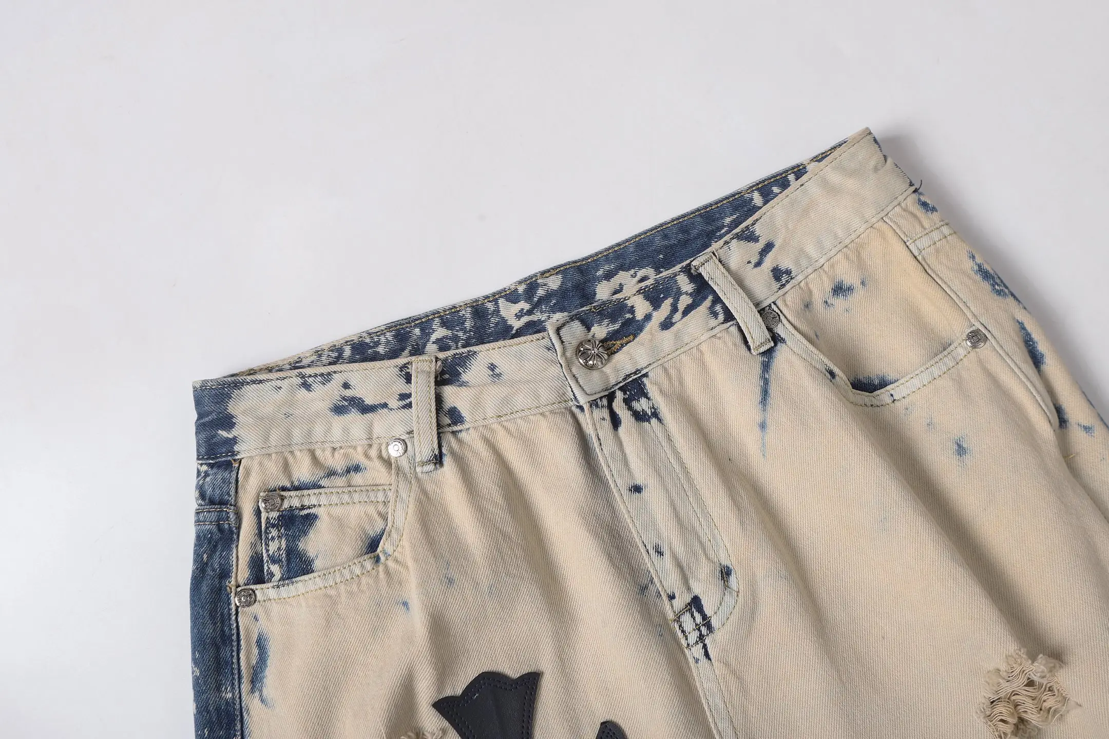 Cross Patch Tie-Dye Distressed Jeans D17514014 — view 5