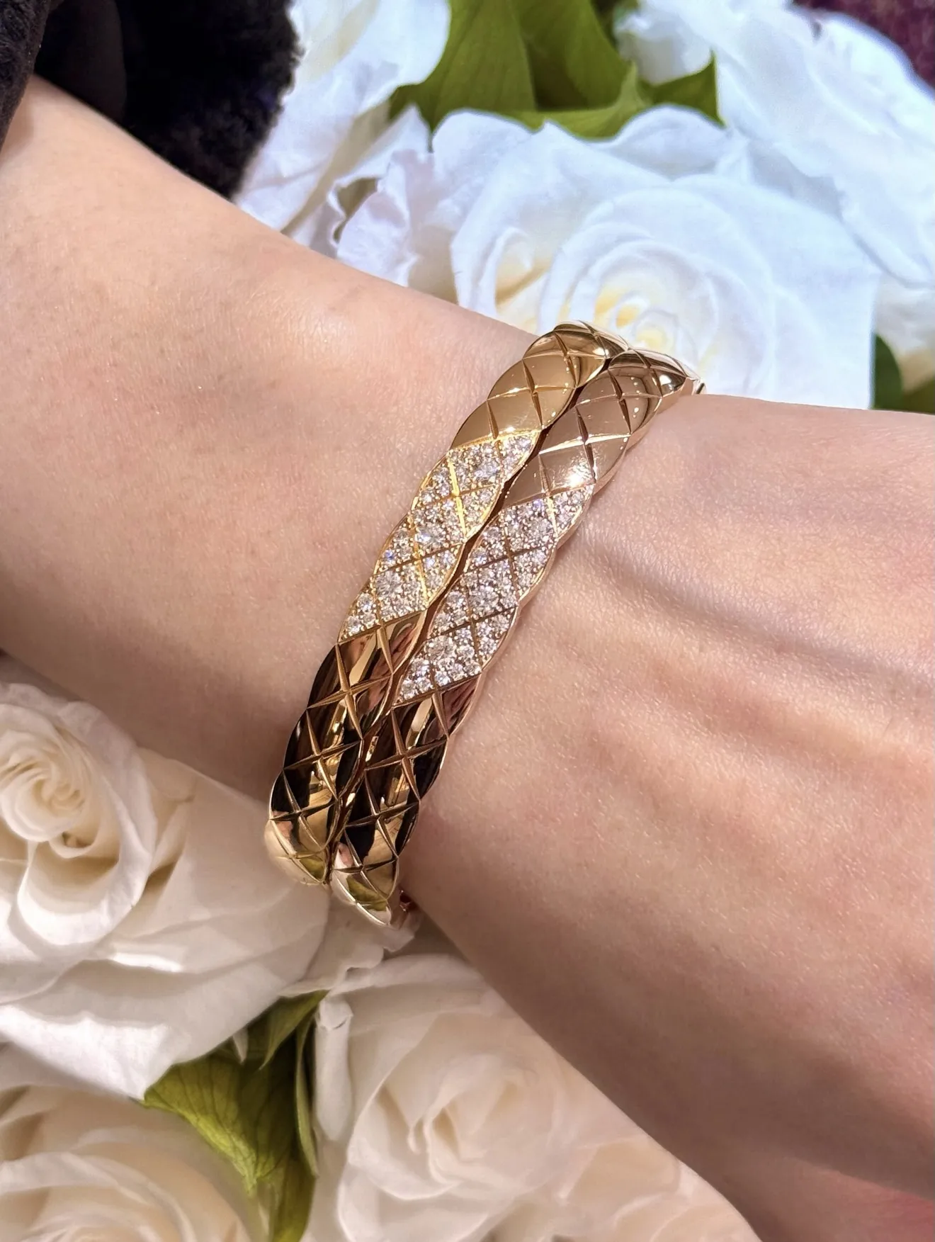 Quilted Pattern Bangle (Gold-Plated Brass) D16518422 — view 9