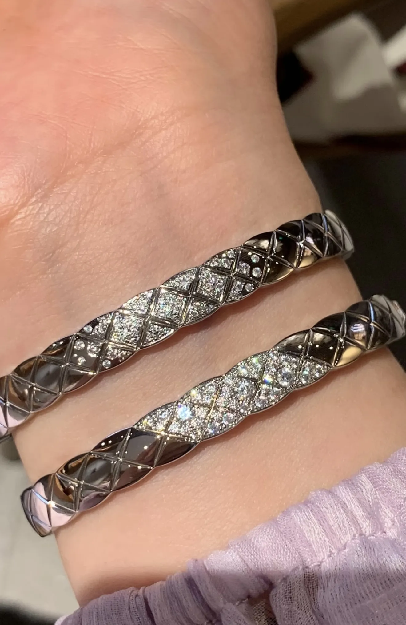 Quilted Pattern Bangle (Gold-Plated Brass) D16518422 — view 10