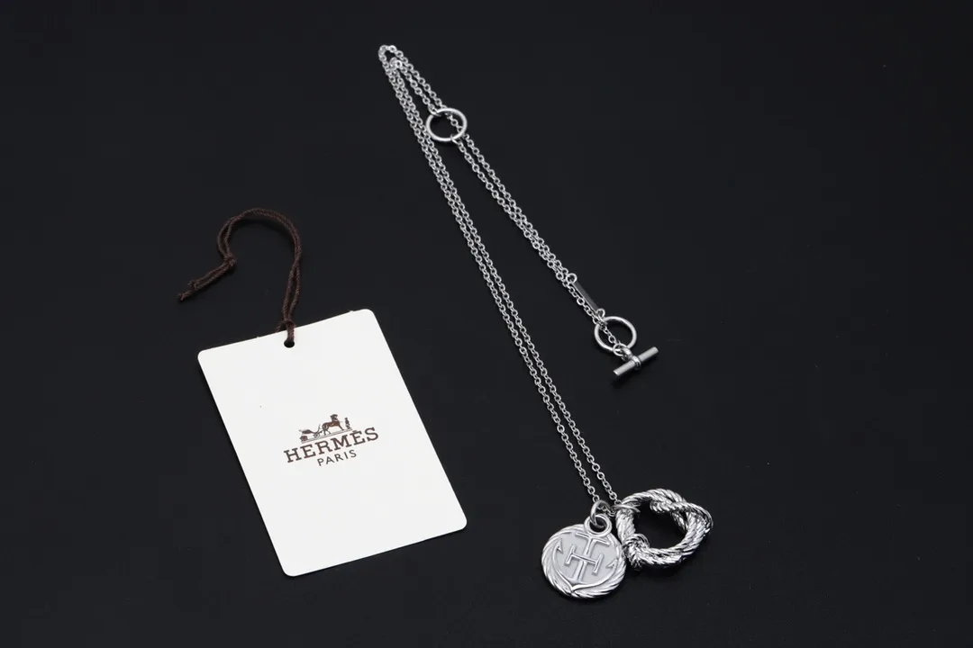 Cordage H Anchor Pendant Necklace D15517601 — view 3