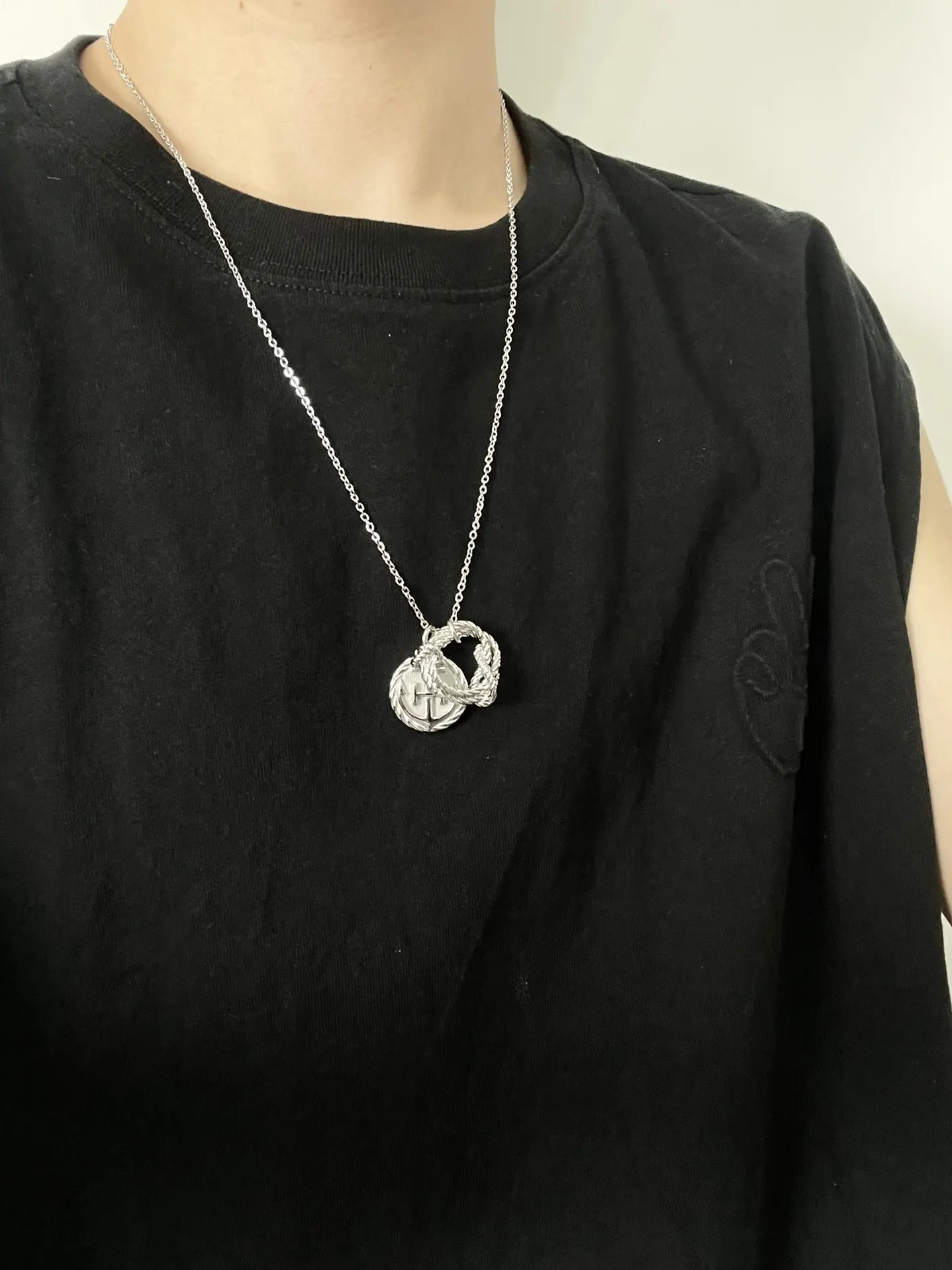 Cordage H Anchor Pendant Necklace D15517601 — view 9