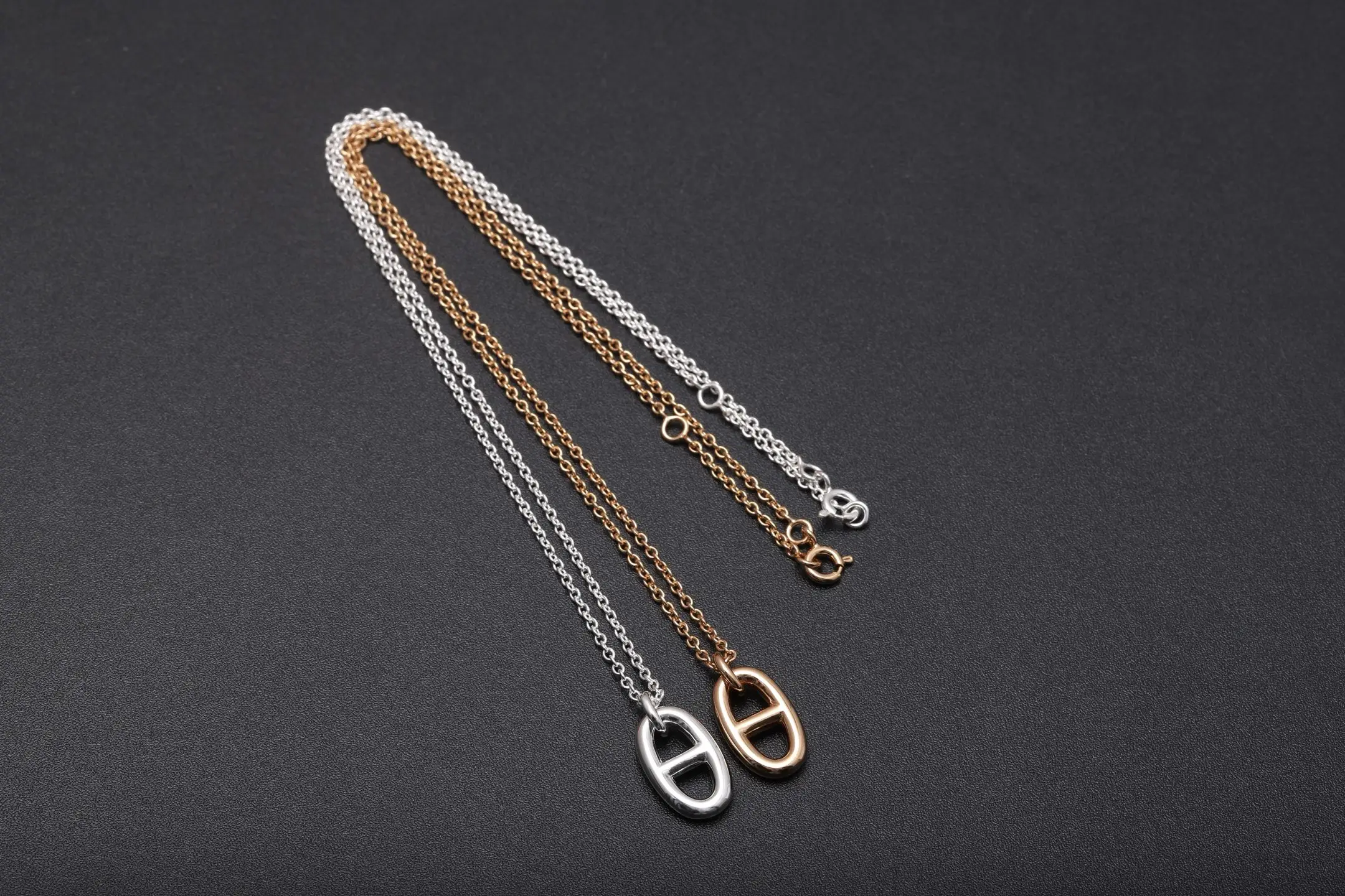 Pig Nose Pendant Necklace (Rose Gold-Plated Sterling Silver) D20518425 — view 4