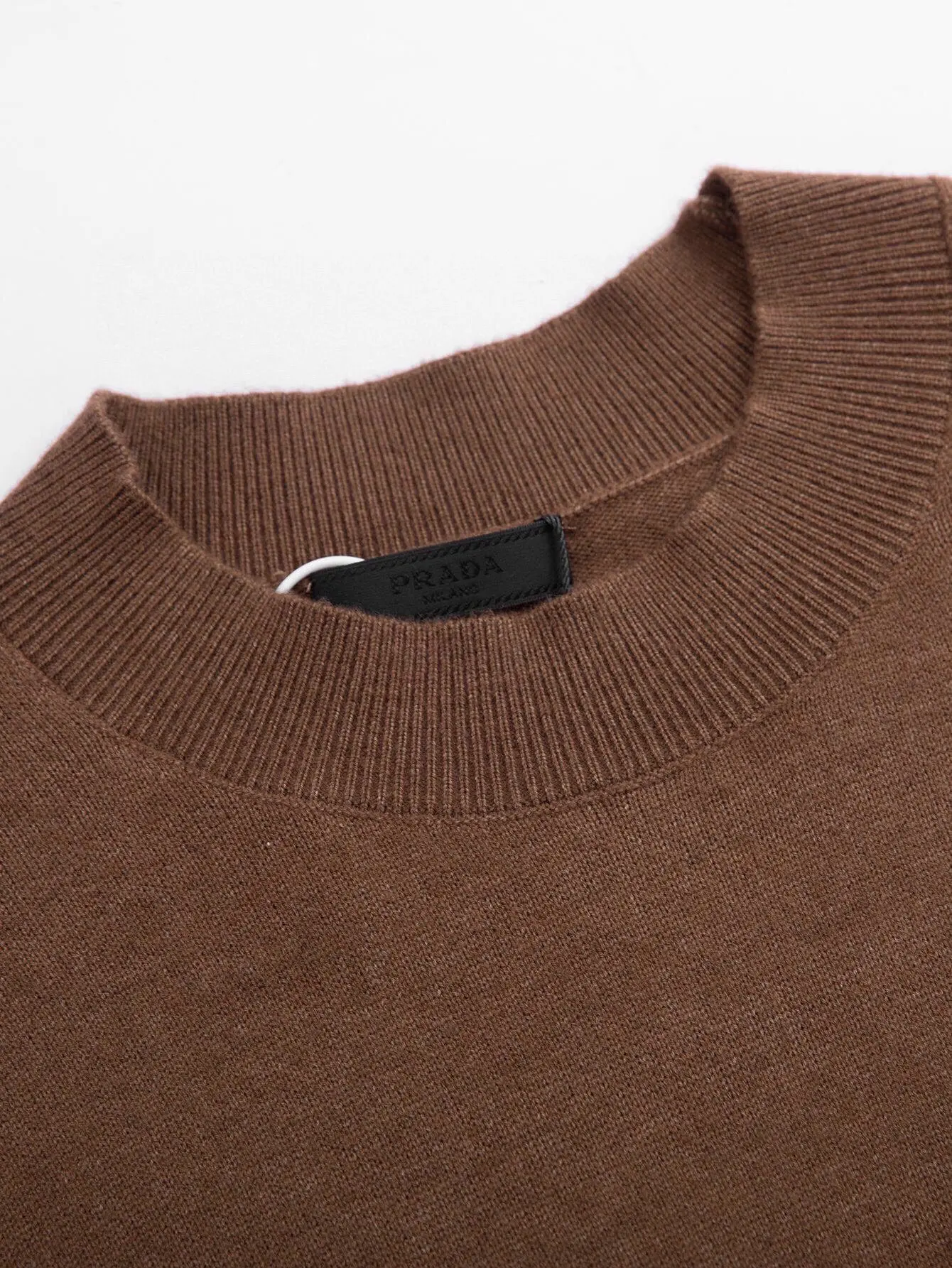 Embroidered Logo Cashmere Crew-Neck Sweater D20521691 — view 4