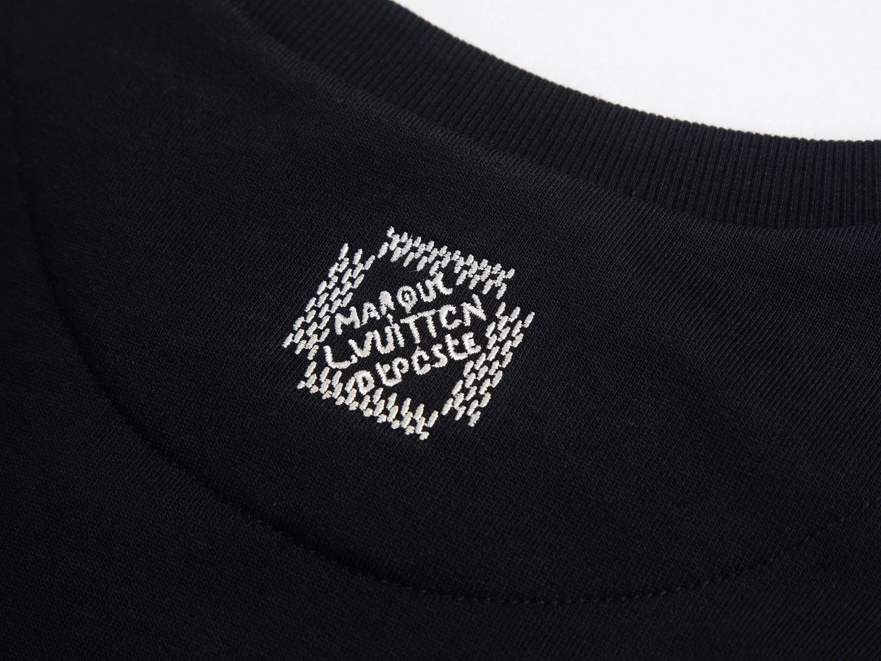 Embroidered Patch Logo Sweatshirt D21021719 — view 5