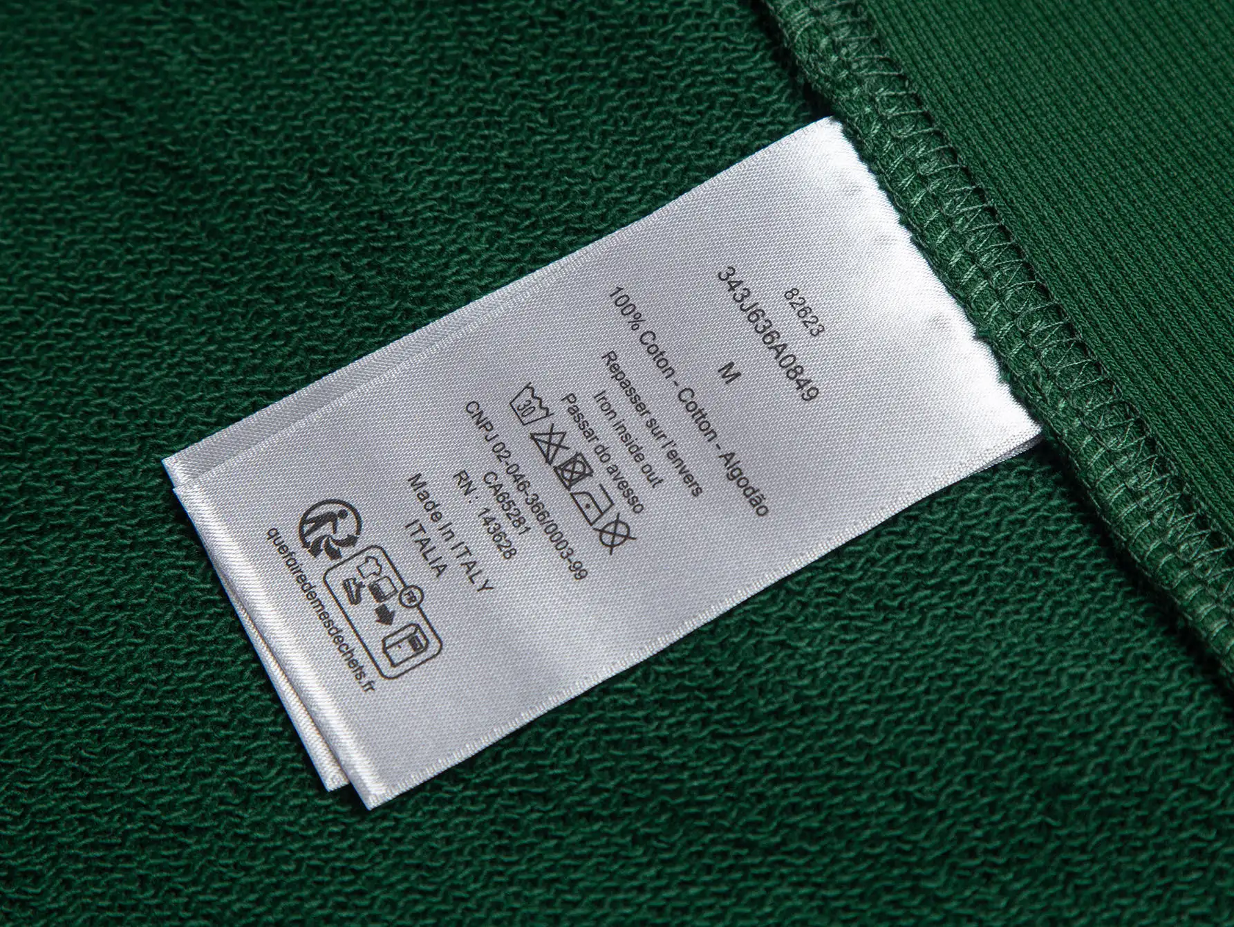 Logo Embroidery Half-Zip Sweatshirt D24021715 — view 11