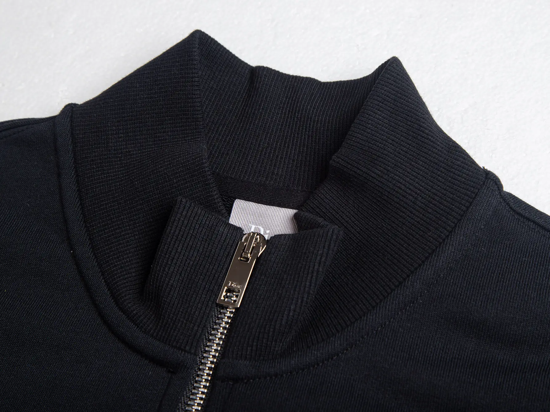 Logo Embroidery Half-Zip Sweatshirt D24021714 — view 5