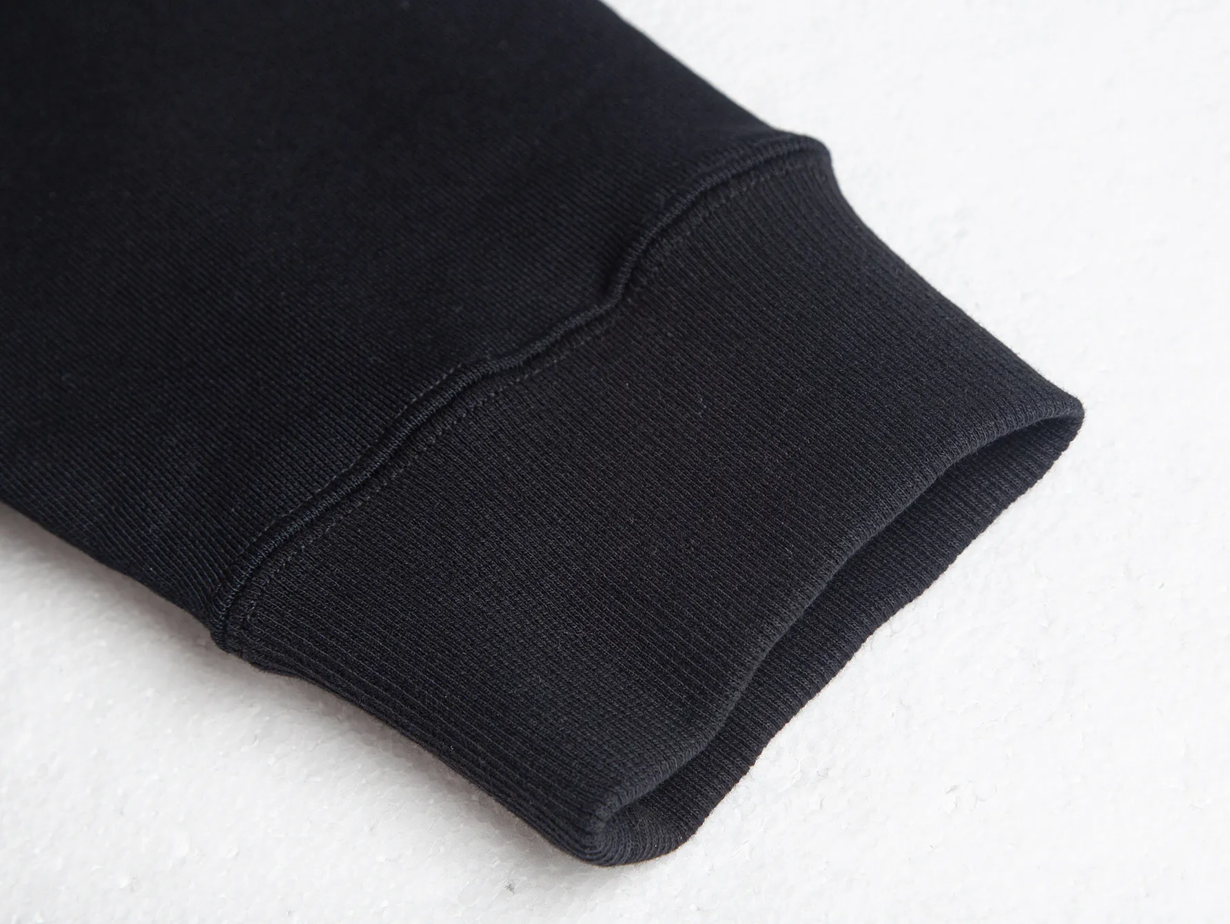 Logo Embroidery Half-Zip Sweatshirt D24021714 — view 7