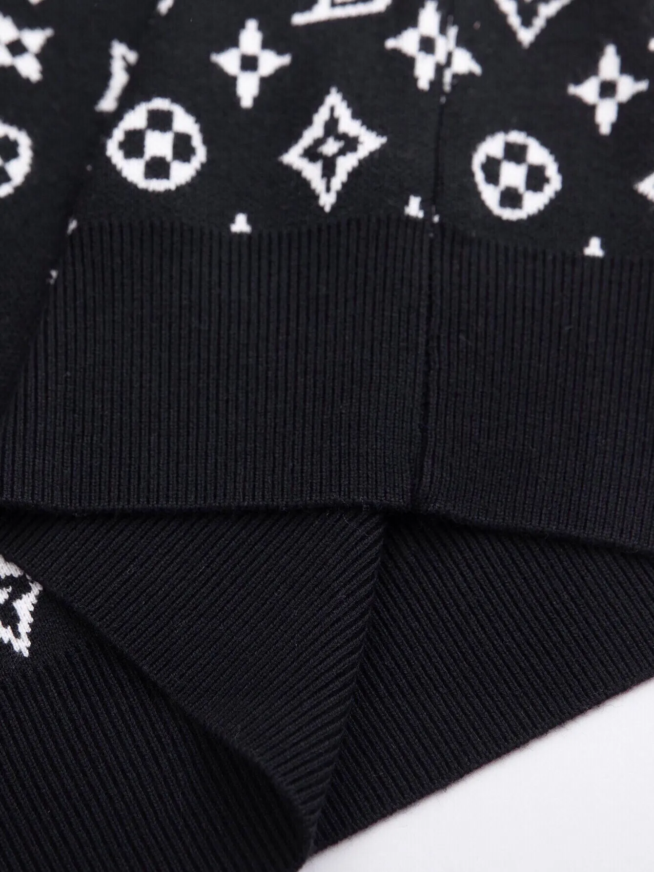 Monogram Jacquard Wool Crew-Neck Sweater D25521692 — view 7