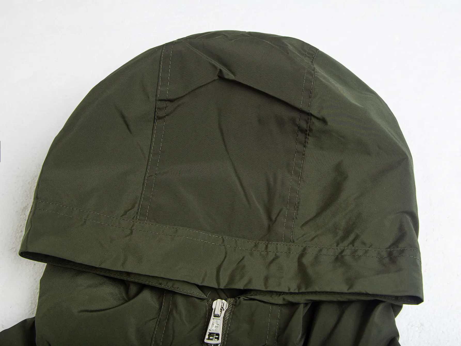 Hooded Logo-Patch Windbreaker Jacket D31021733 — view 5