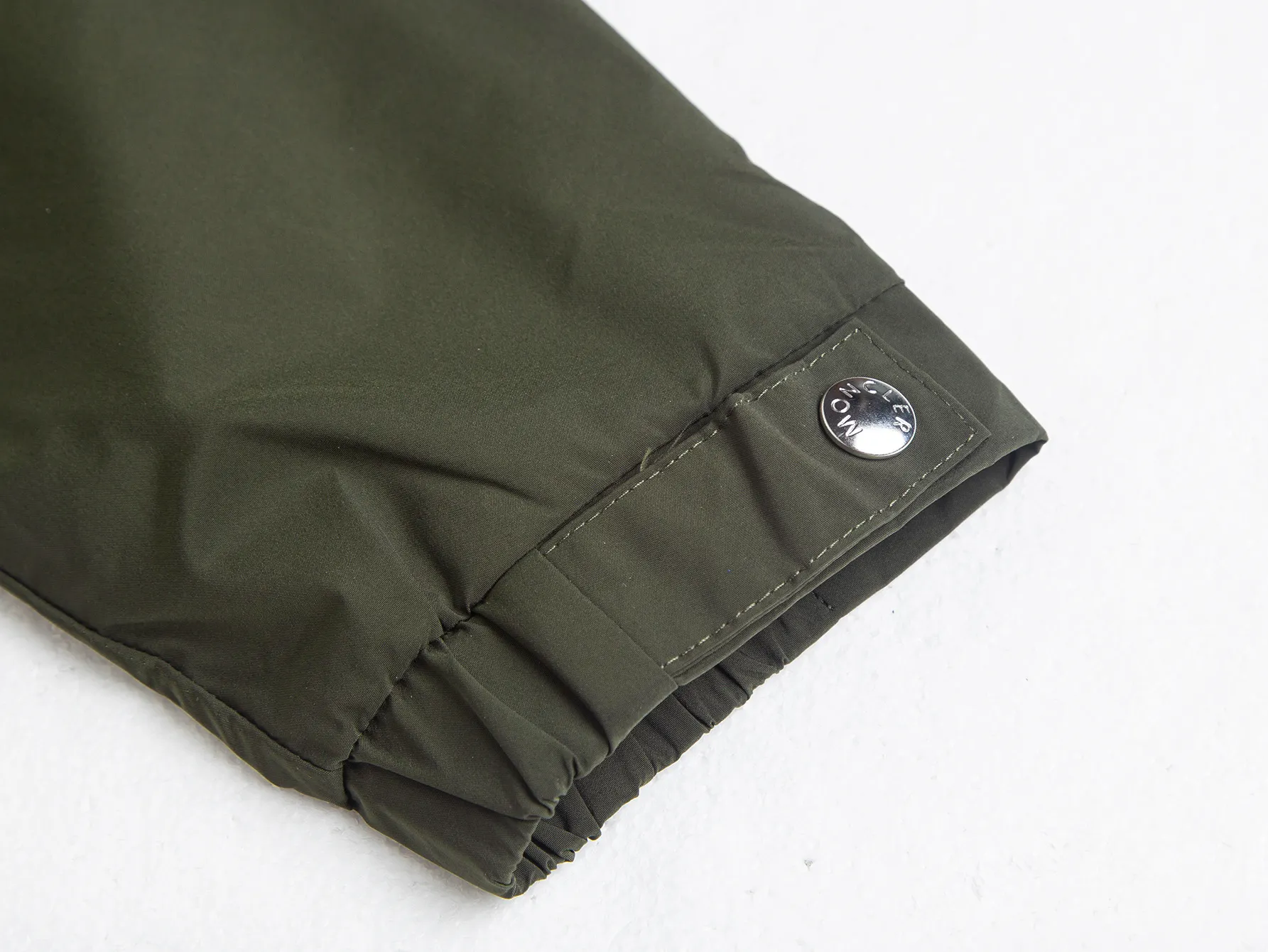 Hooded Logo-Patch Windbreaker Jacket D31021733 — view 8