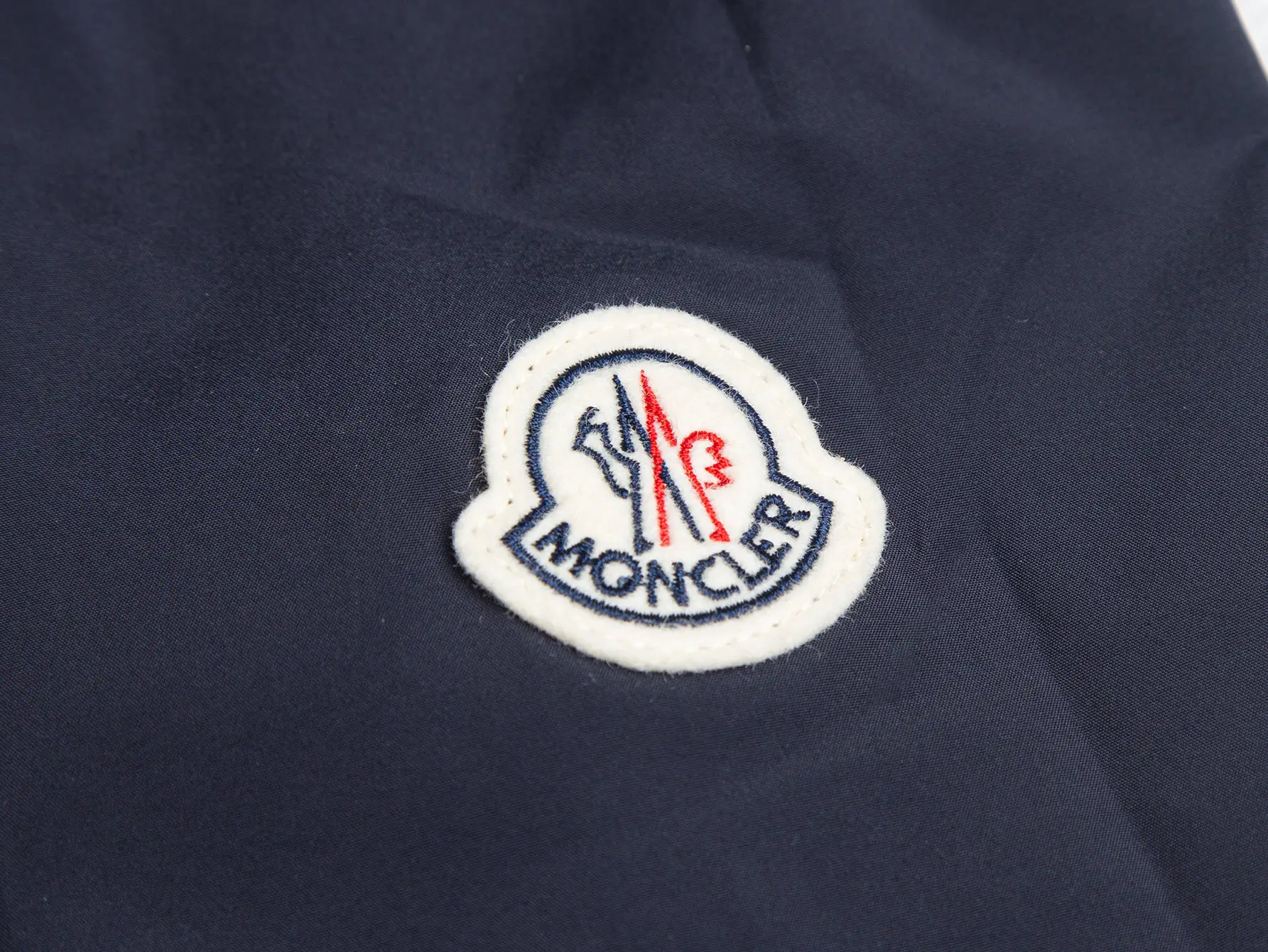 Logo-Patch Hooded Windbreaker Jacket D31021732 — view 6