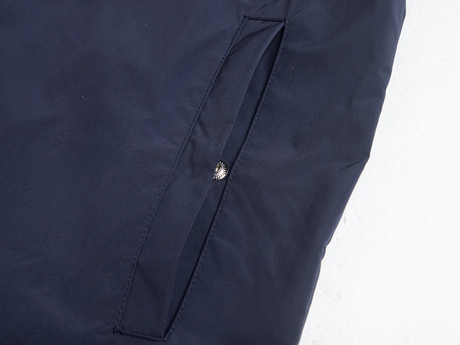Logo-Patch Hooded Windbreaker Jacket D31021732 — view 8