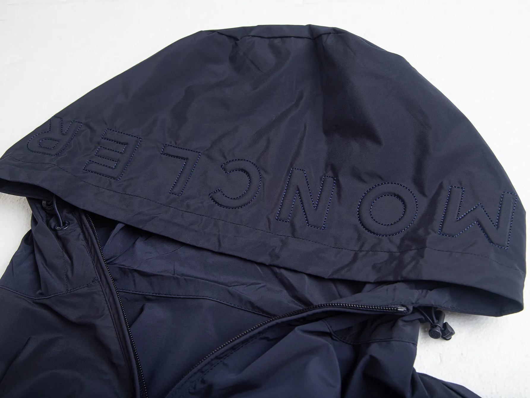 Logo-Appliquéd Hooded Windbreaker Jacket D32021724 — view 4
