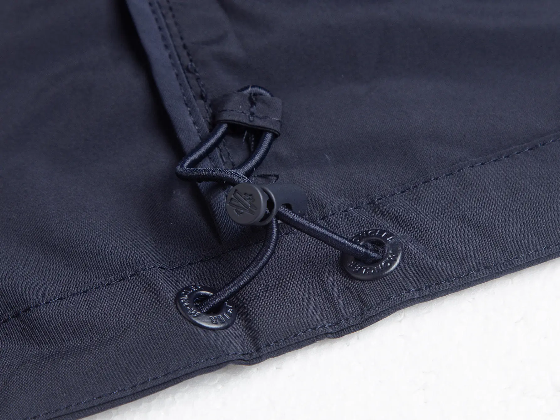 Logo-Appliquéd Hooded Windbreaker Jacket D32021724 — view 14