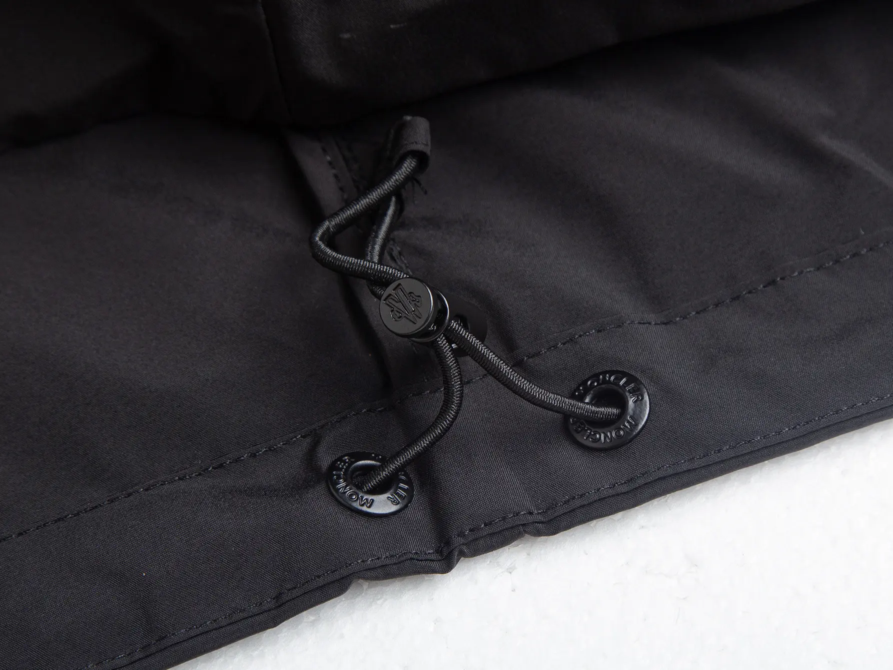 Logo-Patch Hooded Windbreaker Jacket D32021725 — view 14