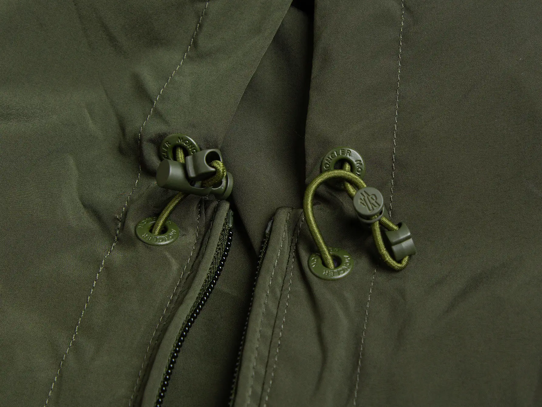Logo-Appliquéd Hooded Windbreaker Jacket D32021723 — view 5