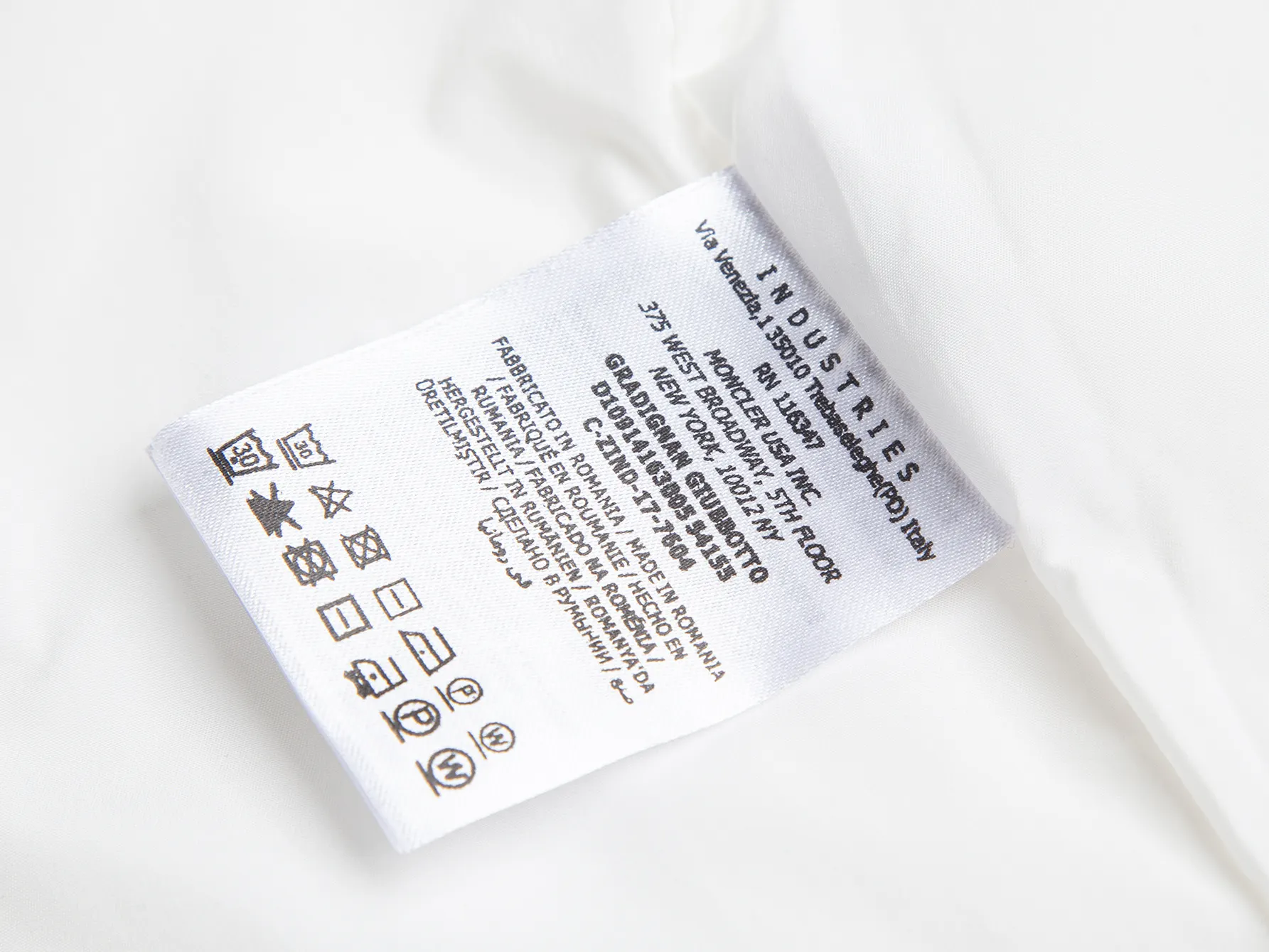 Logo-Appliquéd Hooded Windbreaker Jacket D32021722 — view 12
