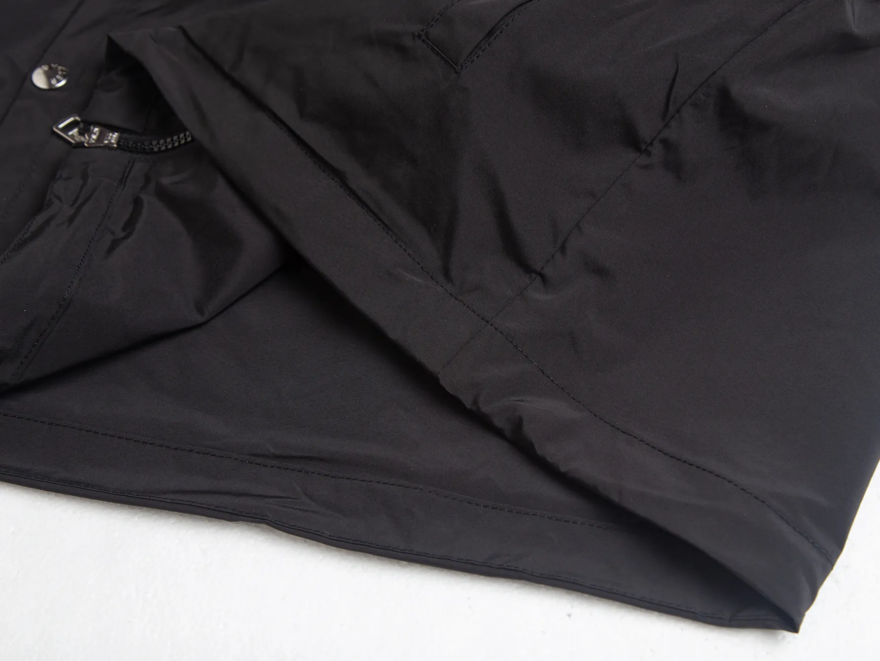 Logo-Appliqué Hooded Windbreaker Jacket D32021721 — view 10