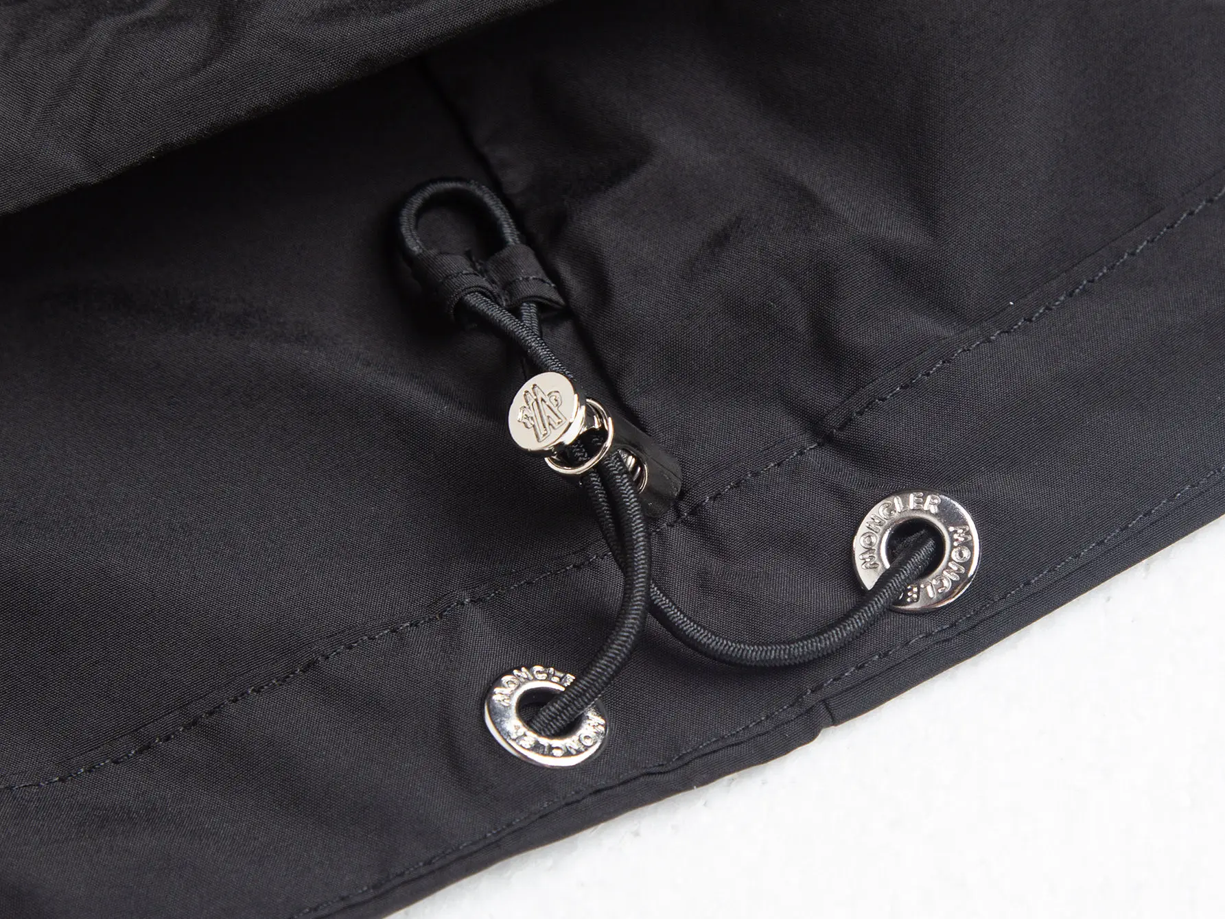 Logo-Appliqué Hooded Windbreaker Jacket D32021721 — view 11