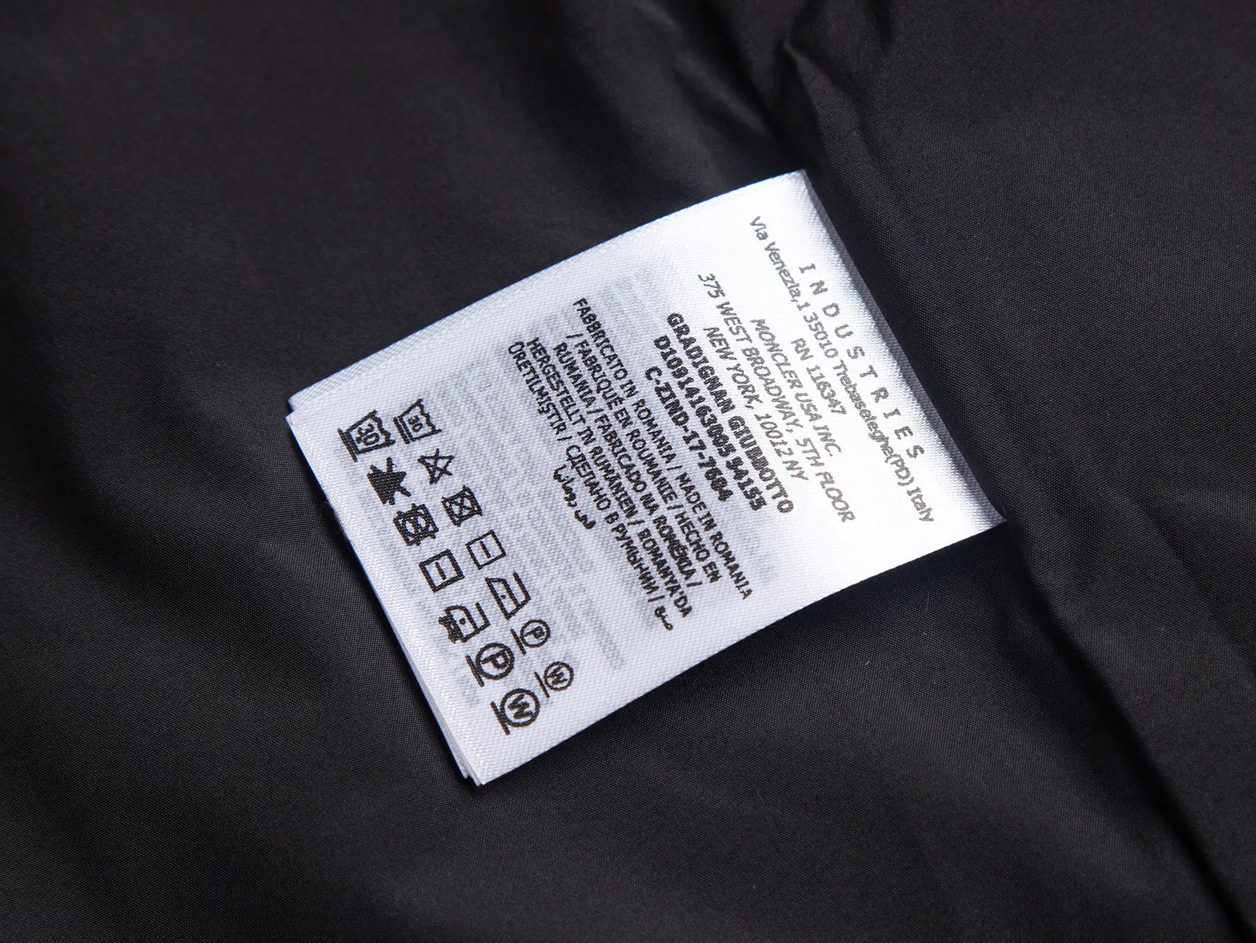 Logo-Appliqué Hooded Windbreaker Jacket D32021721 — view 13