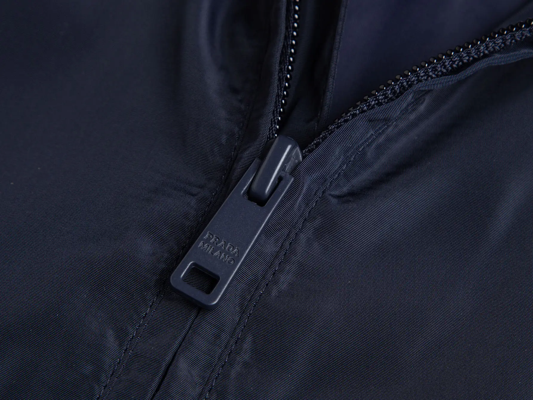 Triangle Logo Hooded Windbreaker Jacket D32521740 — view 7