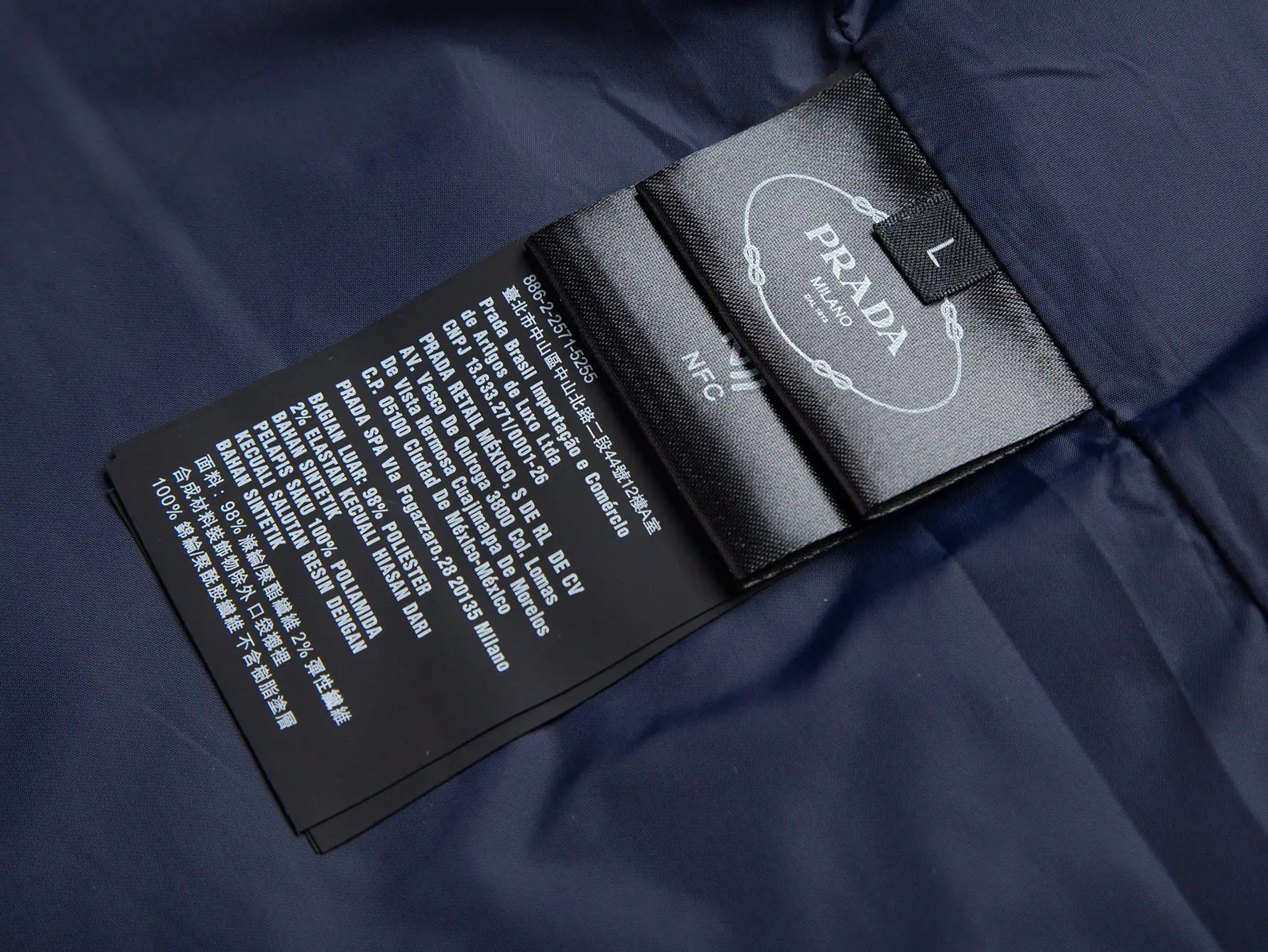 Triangle Logo Hooded Windbreaker Jacket D32521740 — view 12