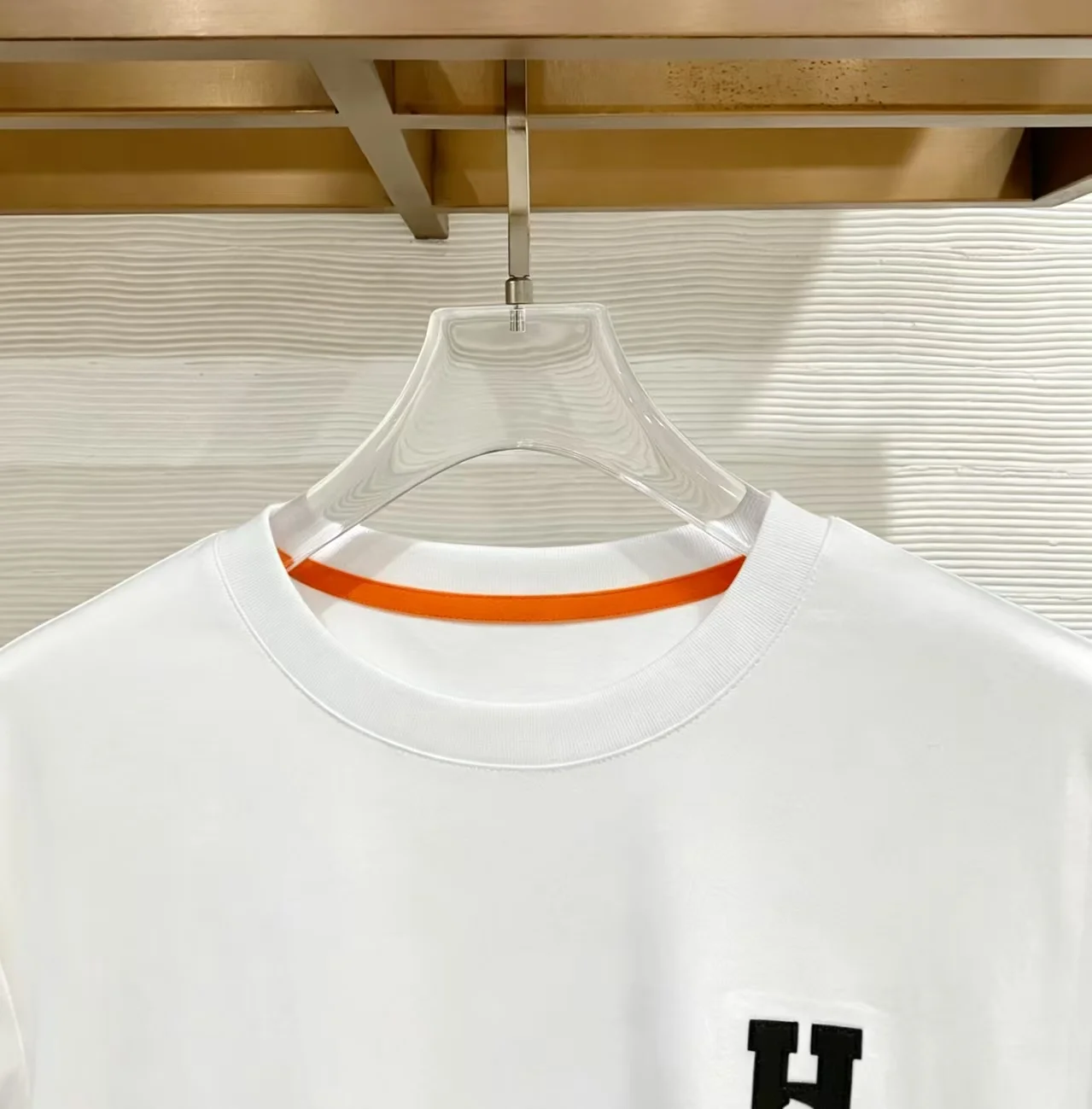 Embroidered Logo Mercerized Cotton Long-Sleeve T-Shirt D17522807 — view 3