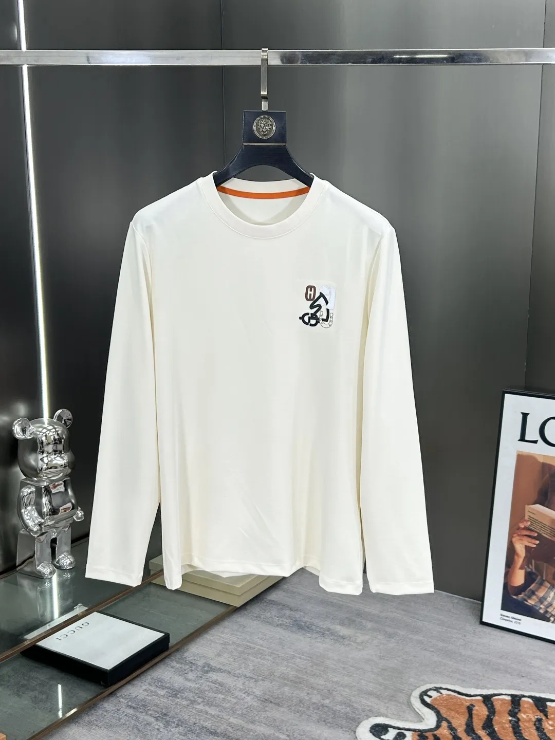 Embroidered Logo Long-Sleeve Cotton T-Shirt D11522798