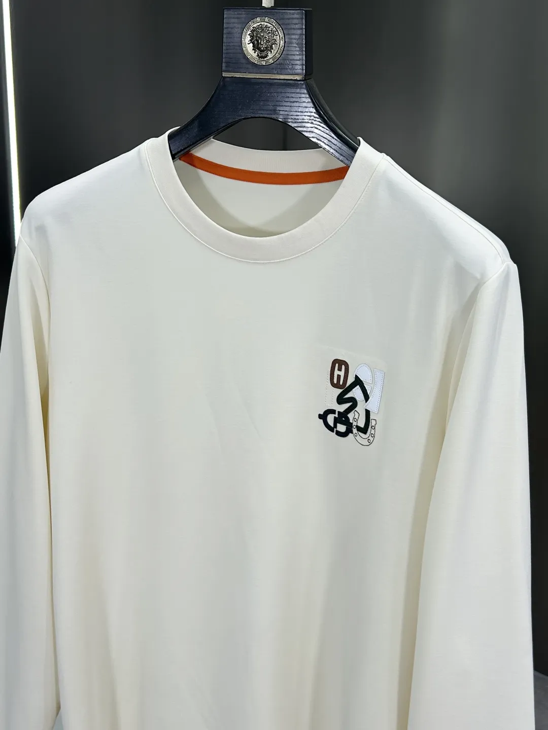 Embroidered Logo Long-Sleeve Cotton T-Shirt D11522798 — view 8