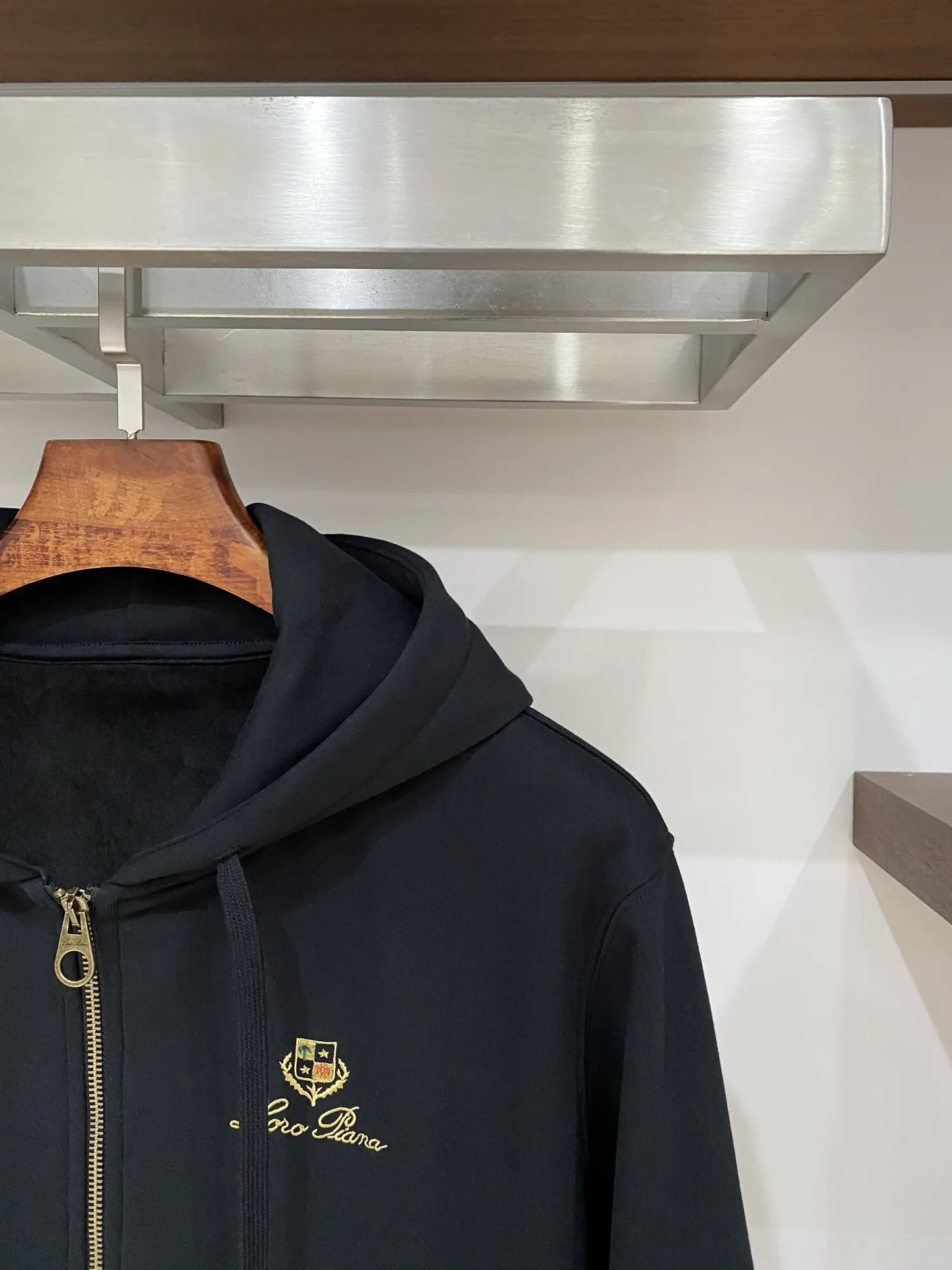 Embroidered Scuba Zip-Up Hoodie D19522780 — view 4