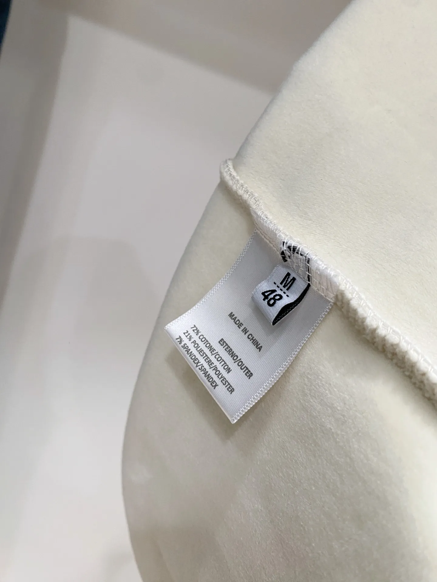 Embroidered Fleece-Lined Crew-Neck Sweatshirt D19522781 — view 8