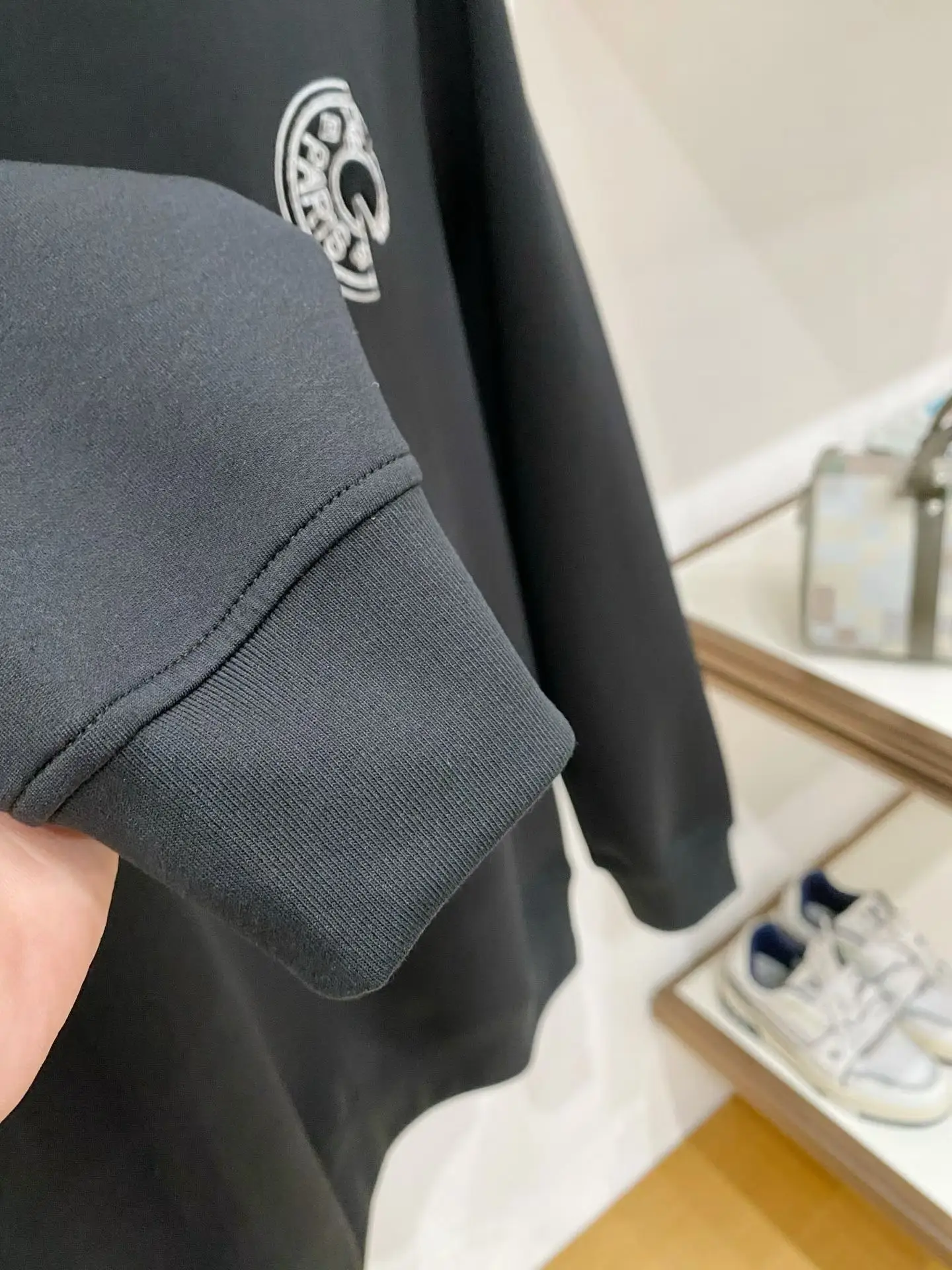 Embroidered Logo Scuba Sweatshirt D13522794 — view 5