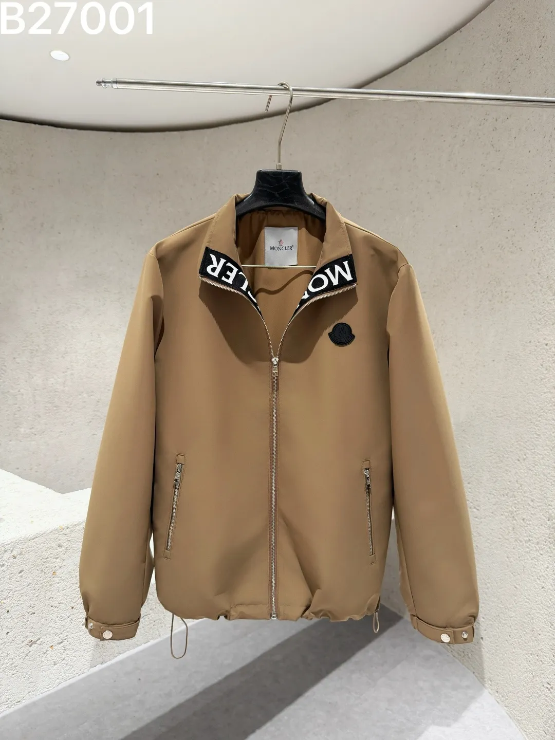 Logo-Intarsia Technical Zip-Up Jacket D26022778 — view 2