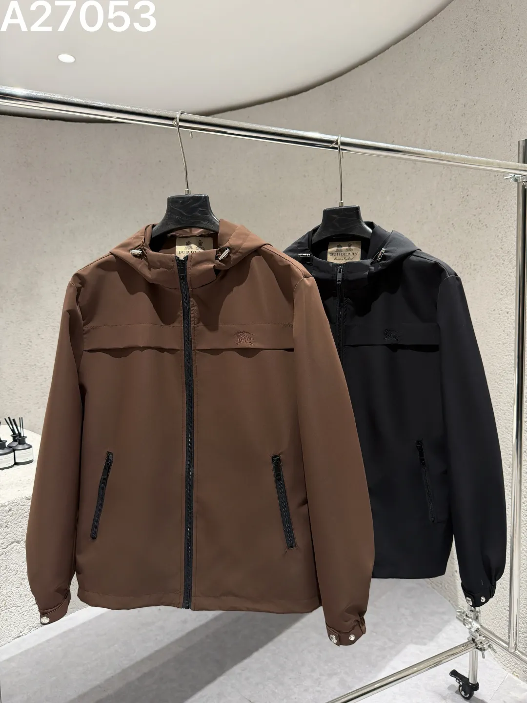 Hooded Technical Shell Jacket D21522775 — view 3